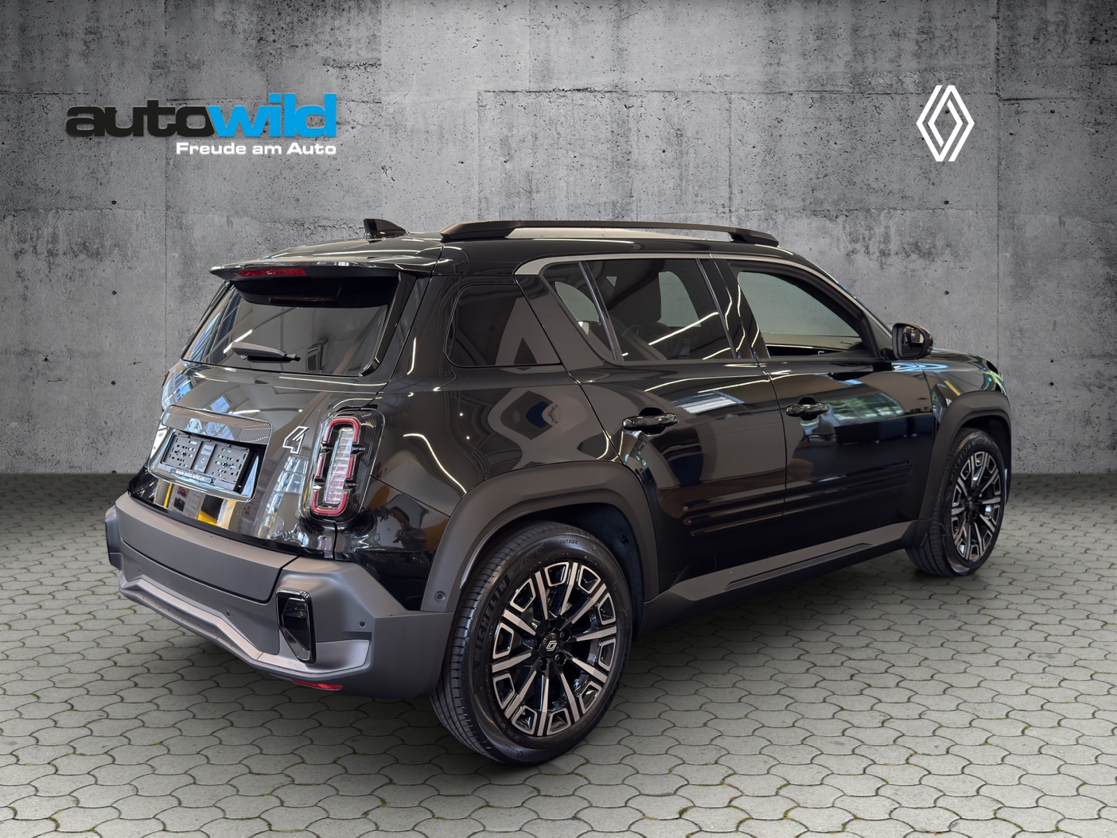 RENAULT R4 E-Tech Comfort Range 52 kWh Iconic-image-14