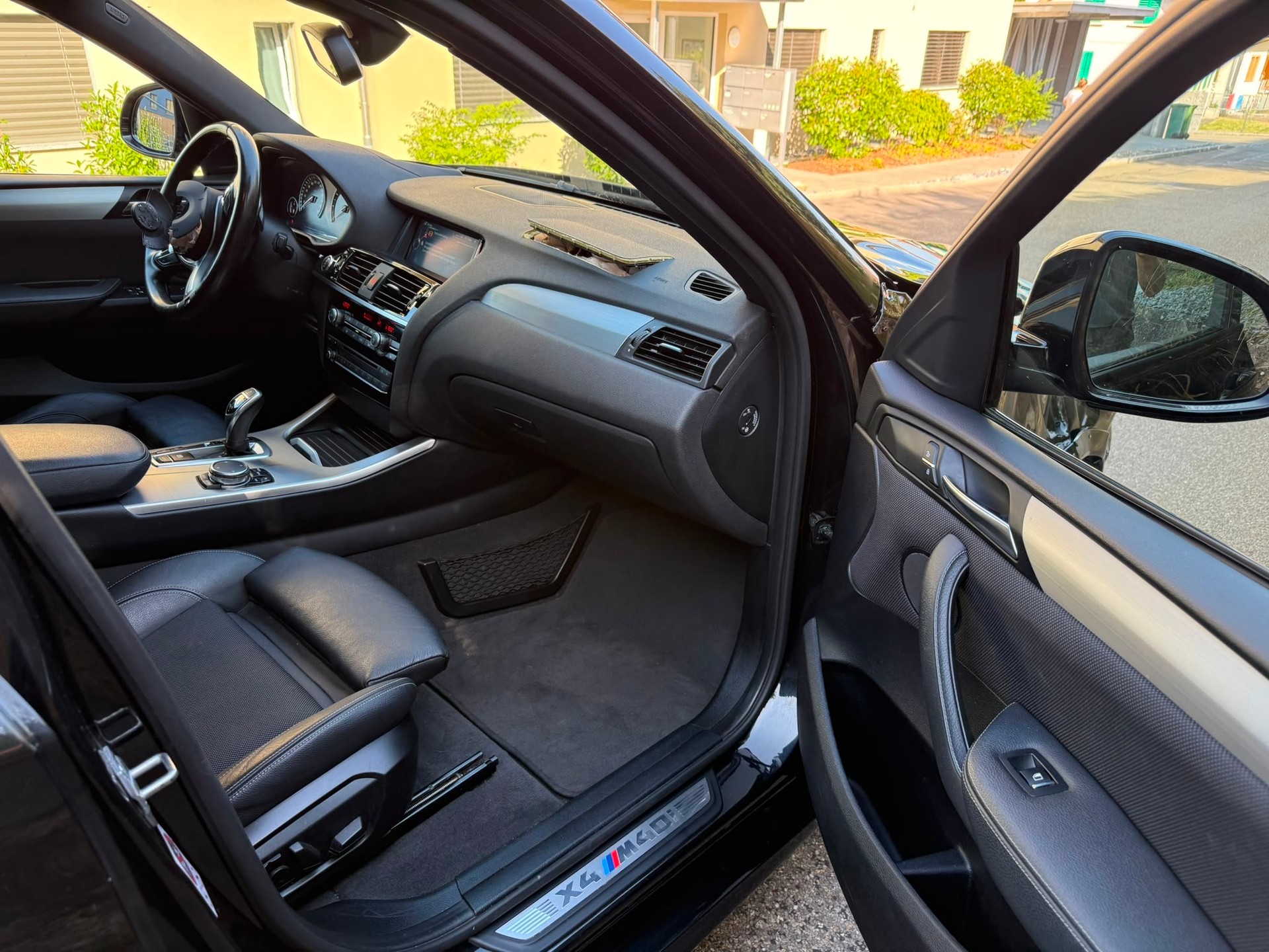 BMW X4 M 40i Steptronic-image-11