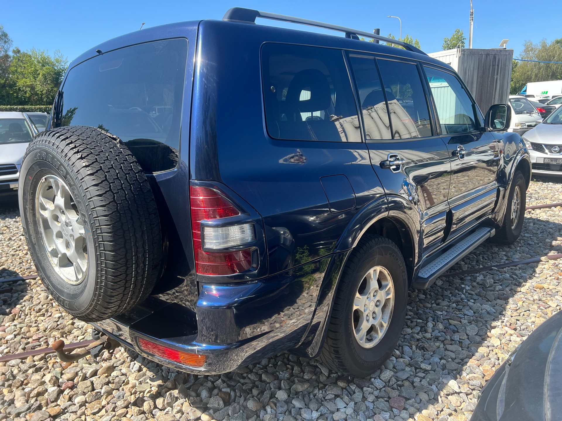 MITSUBISHI Pajero 3.5 Premium (Edition)-image-2