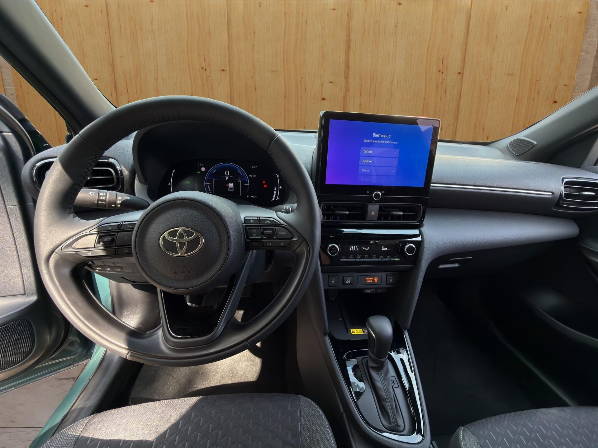 TOYOTA Yaris Cross 1.5 VVT-i HSD Trend AWD-i-image-12