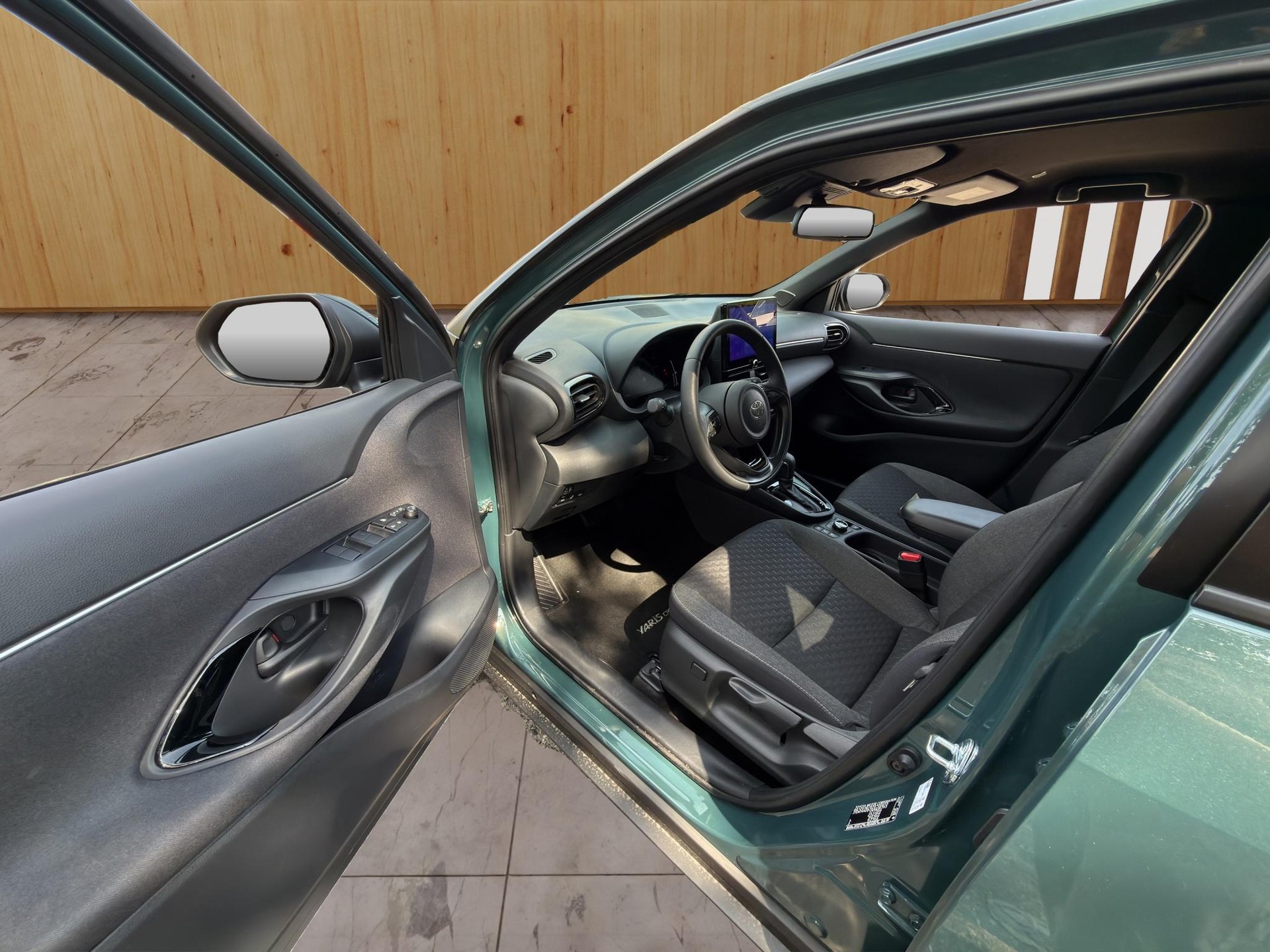 TOYOTA Yaris Cross 1.5 VVT-i HSD Trend AWD-i-image-11