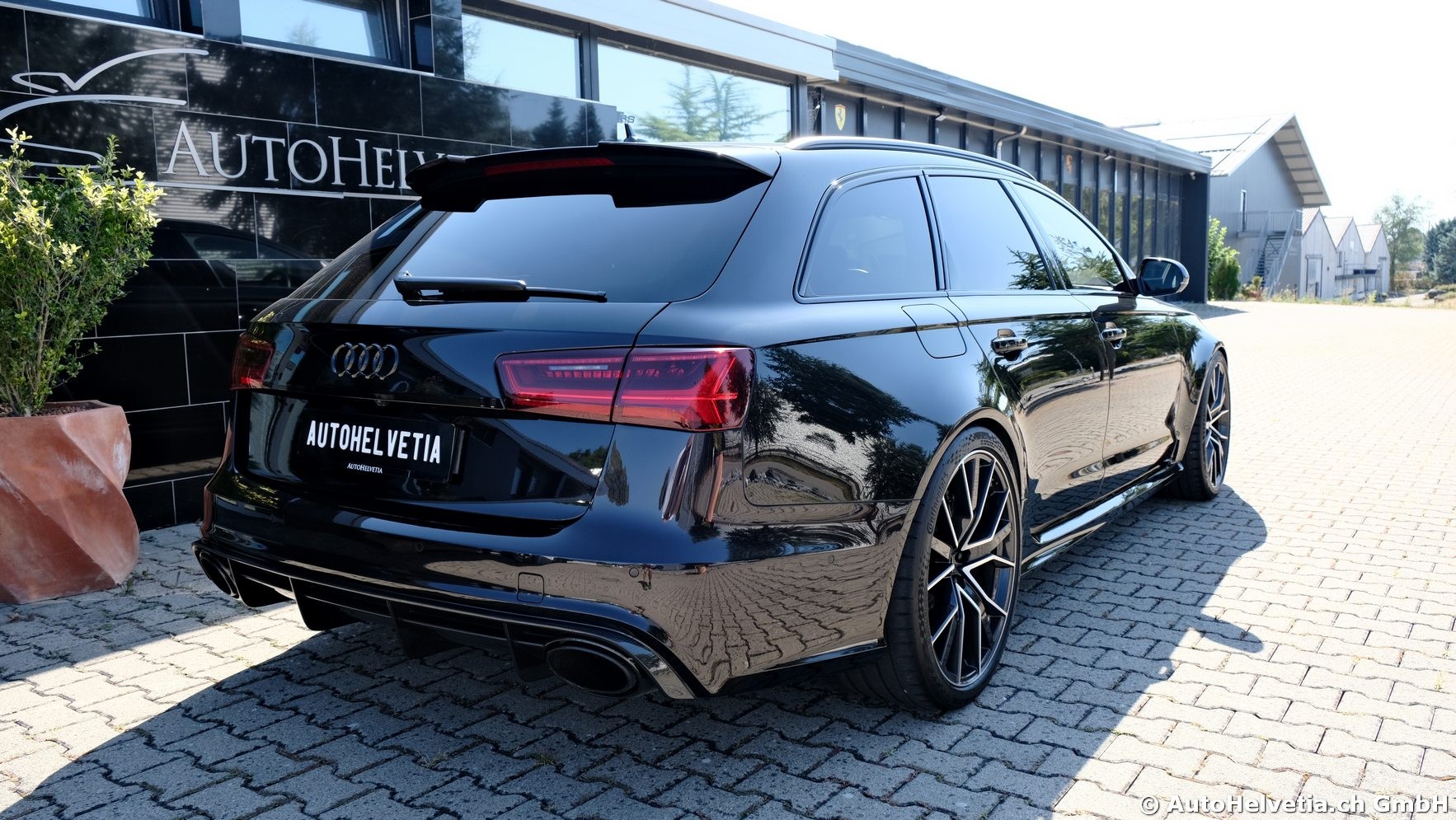 AUDI RS6 Avant 4.0 TFSI V8 performance quattro-image-5