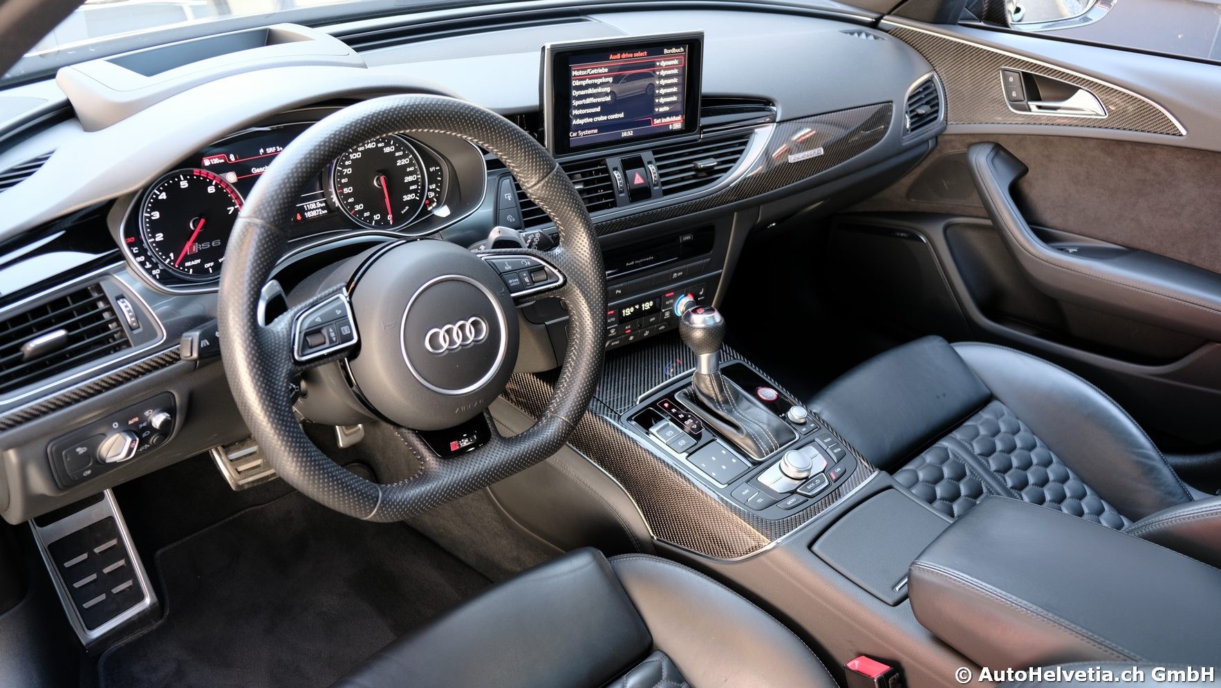 AUDI RS6 Avant 4.0 TFSI V8 performance quattro-image-13