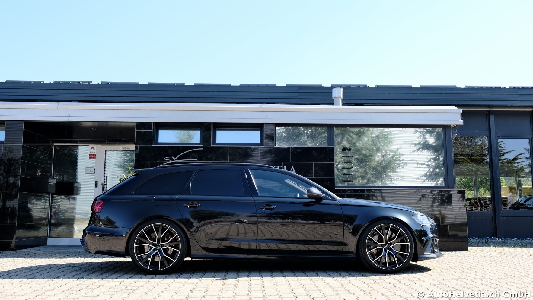 AUDI RS6 Avant 4.0 TFSI V8 performance quattro-showroom-element-3