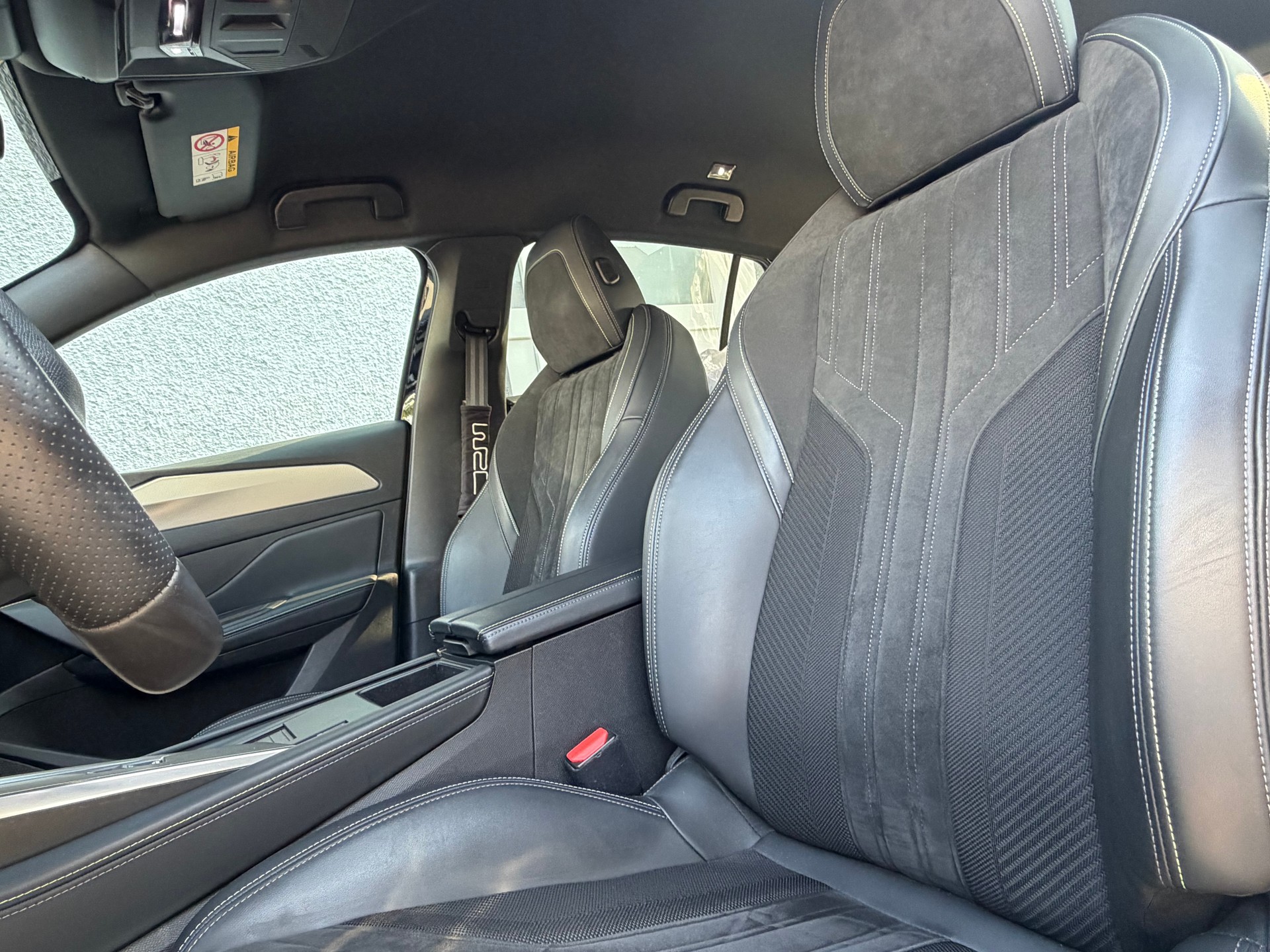 PEUGEOT 308 1.6 PHEV 180 GT-image-11