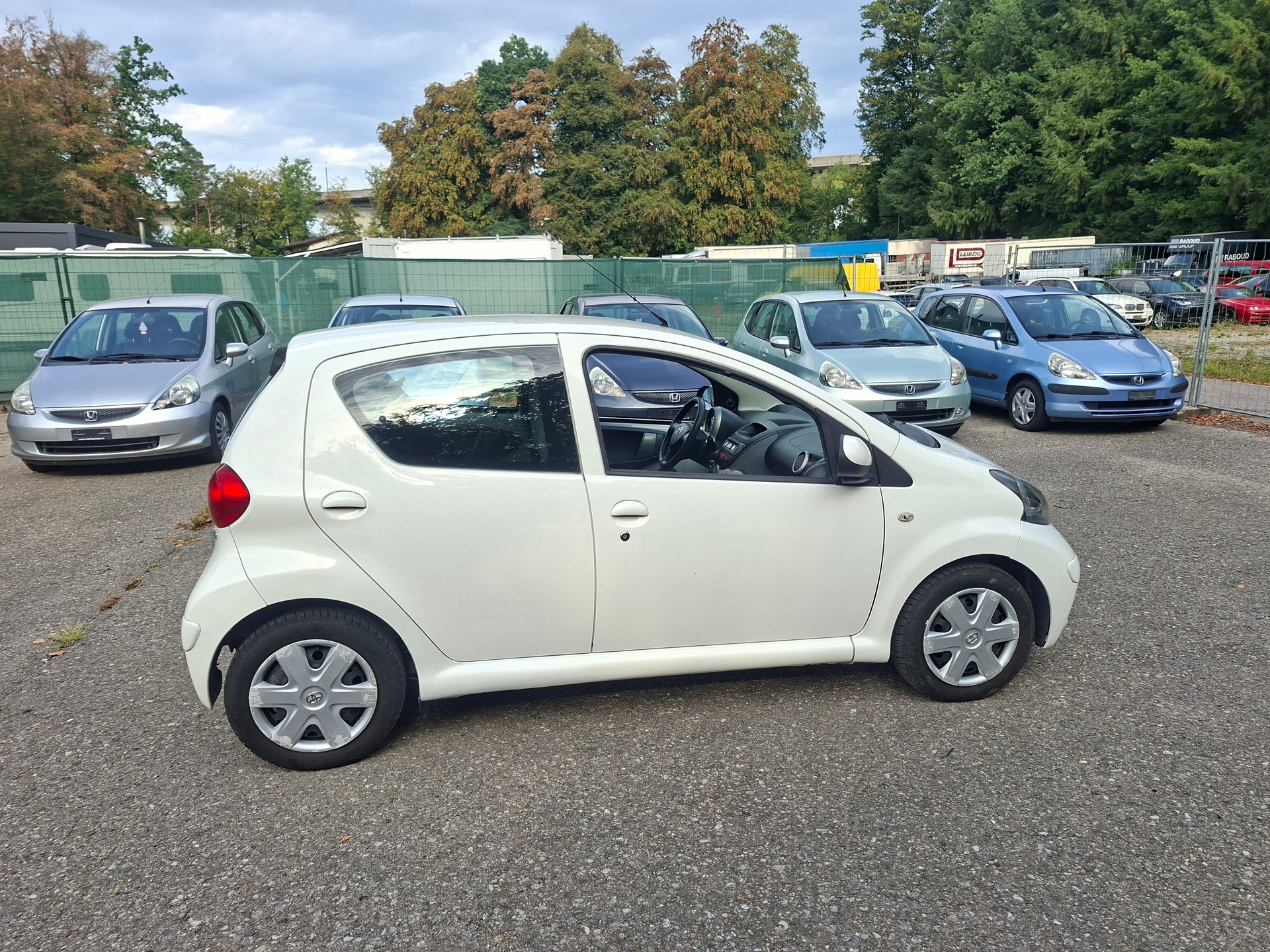 TOYOTA Aygo 1.0 Linea Luna-image-7