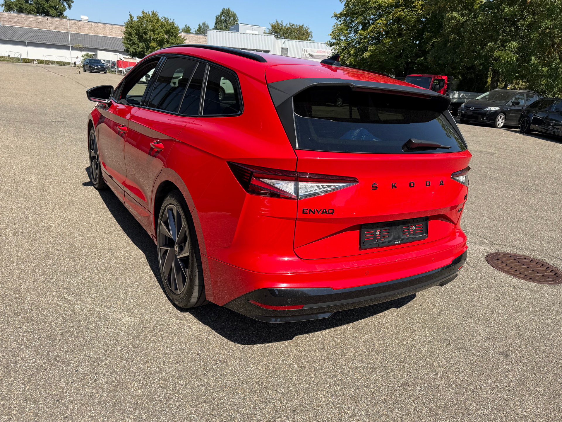 SKODA Enyaq iV 80x SportLine-image-4