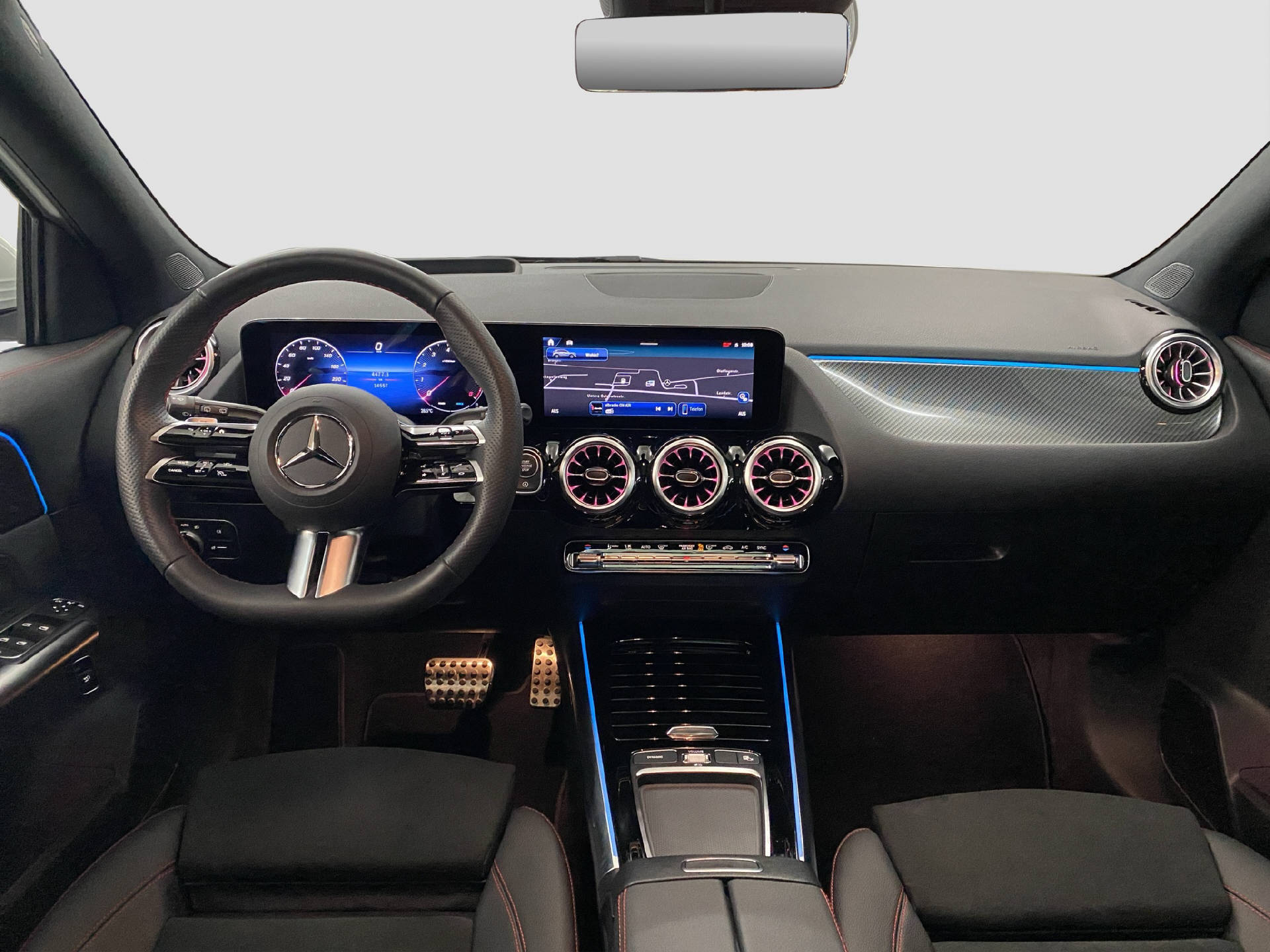 MERCEDES-BENZ GLA 250 Swiss Star AMG 4MATIC-image-7