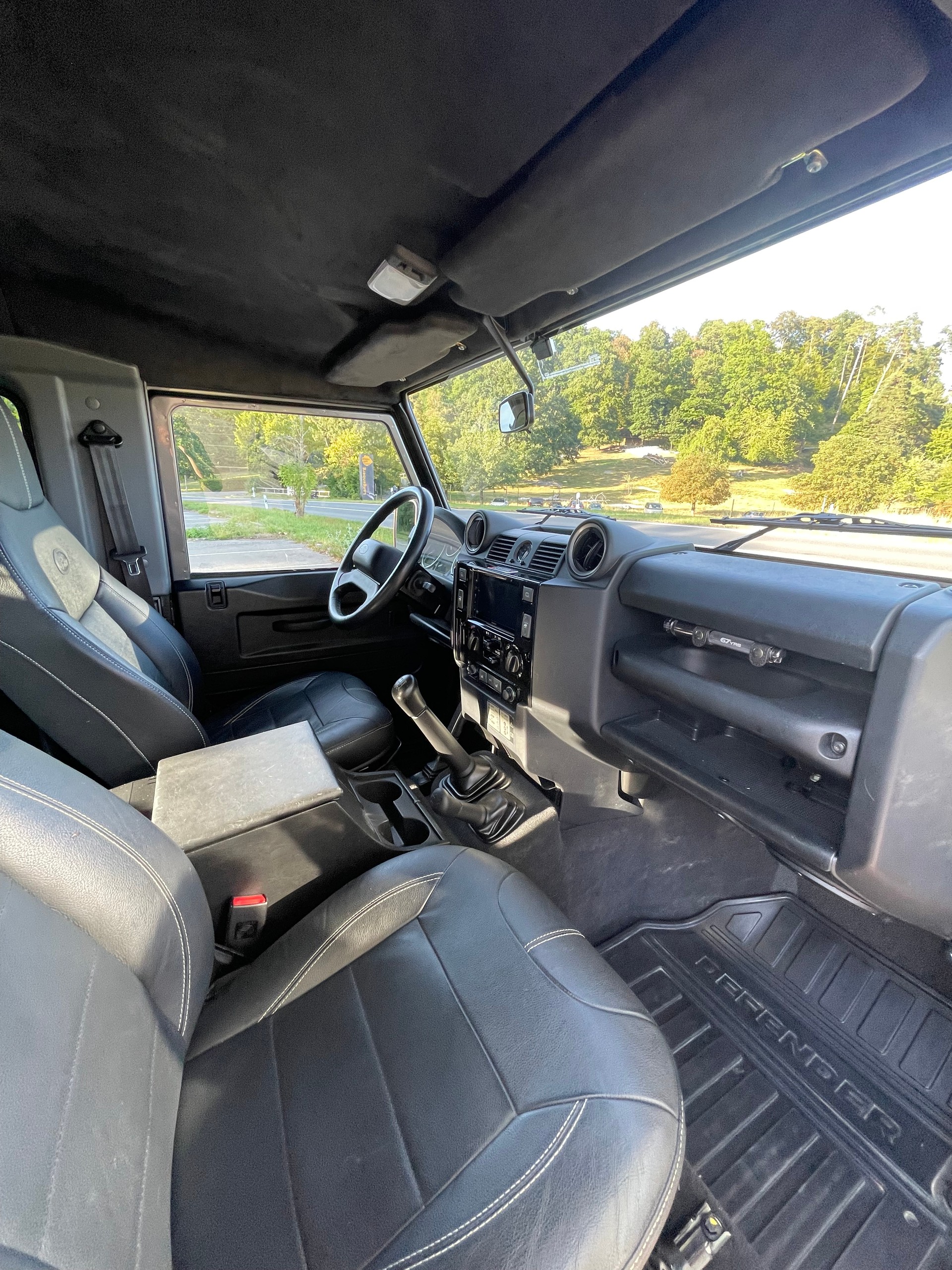 LAND ROVER 2.2 TD4 SW Legend-image-11