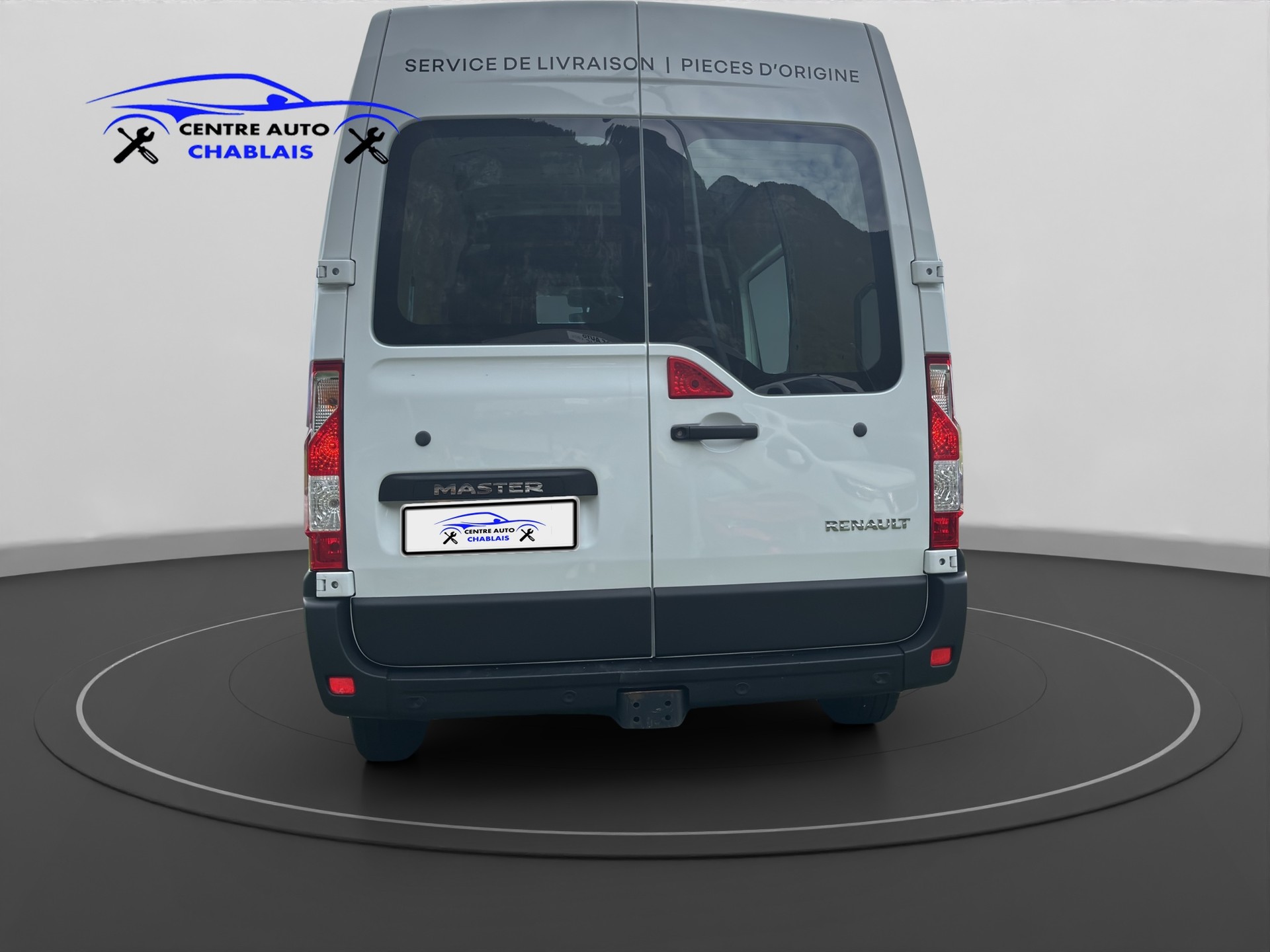 RENAULT Master T33 2.3 Blue dCi 135 L2H2-image-4