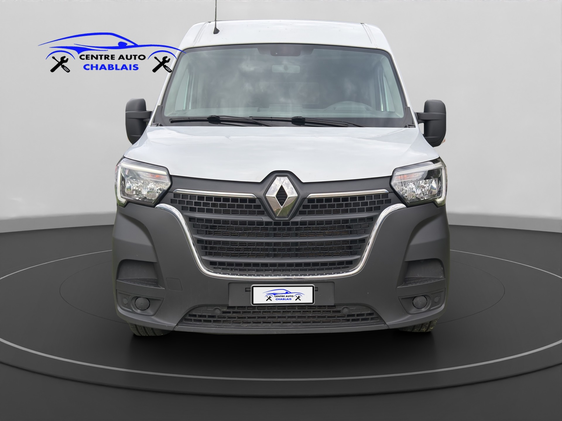 RENAULT Master T33 2.3 Blue dCi 135 L2H2-image-1