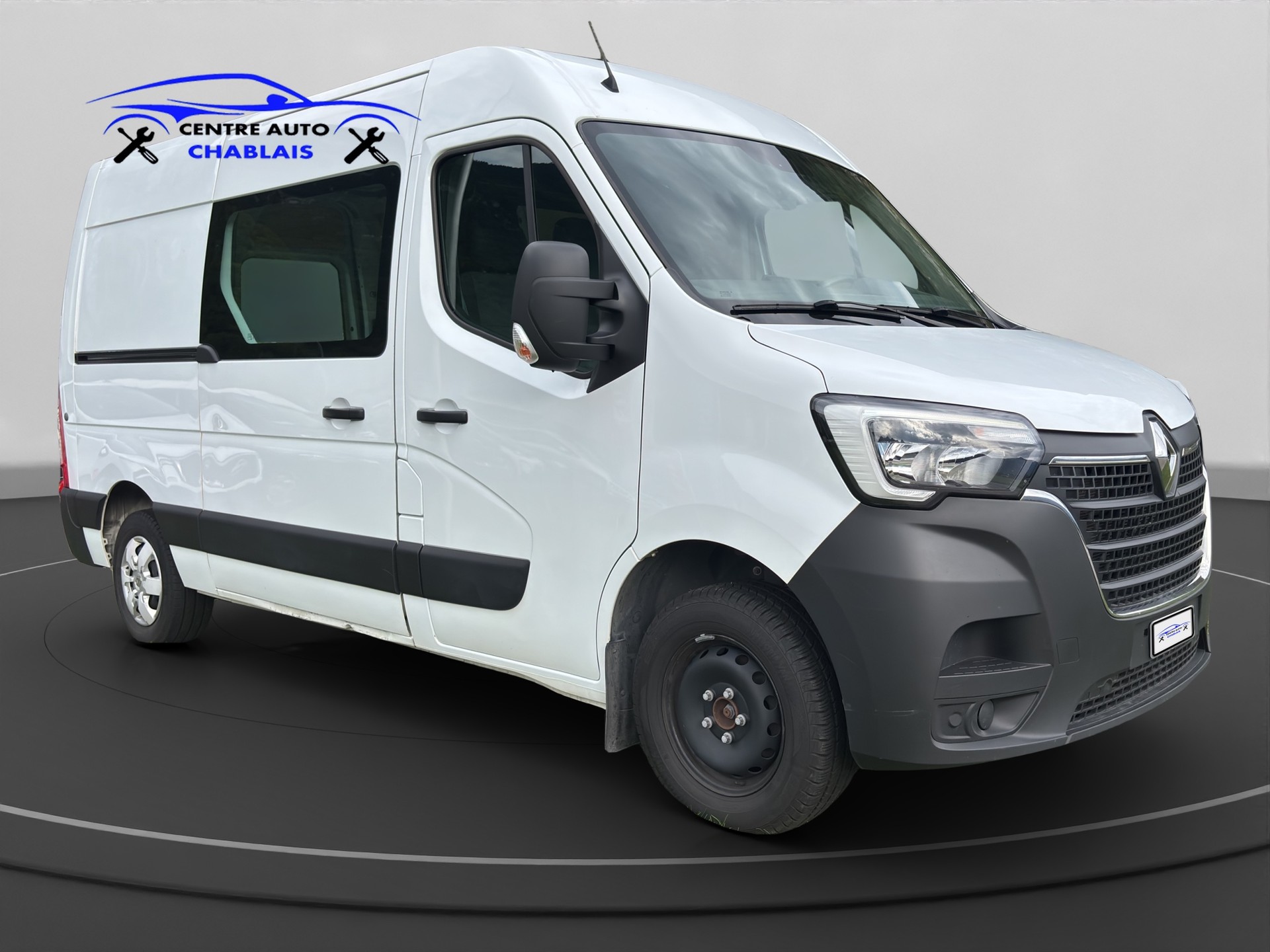 RENAULT Master T33 2.3 Blue dCi 135 L2H2-image-2