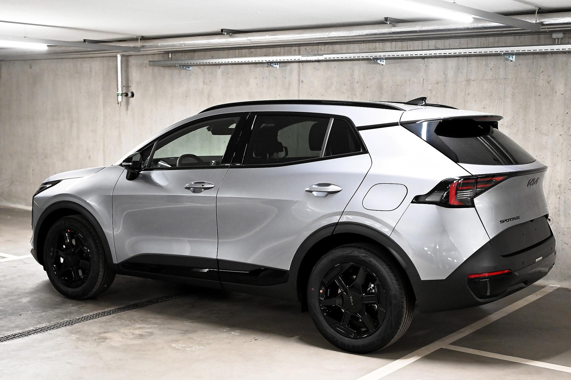 KIA Sportage 1.6 T-GDi Hybrid Black Edition-image-7