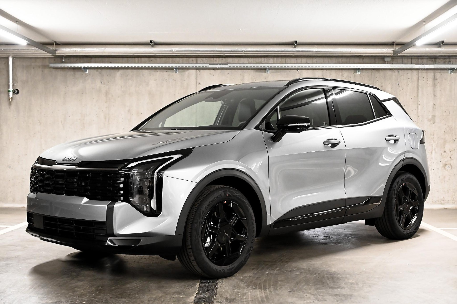 KIA Sportage 1.6 T-GDi Hybrid Black Edition-image-0