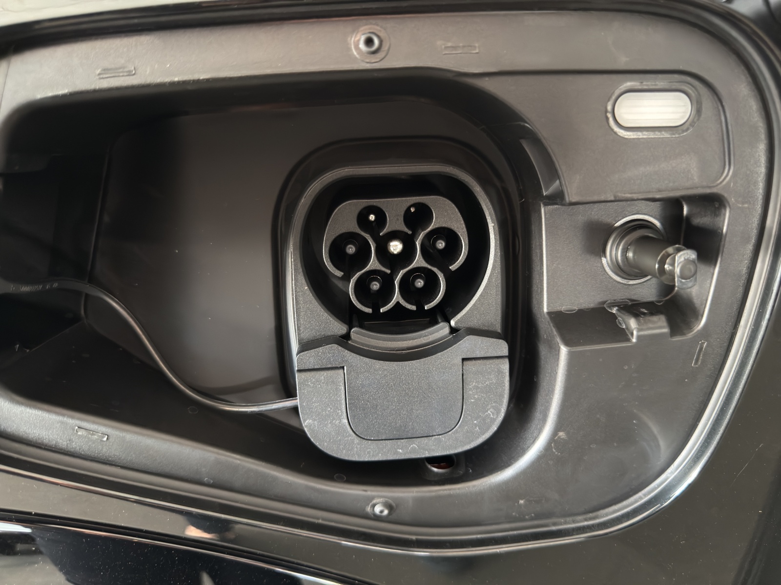 VW Tiguan 1.5 TSI evo2 eHybrid R-Line DSG-image-14