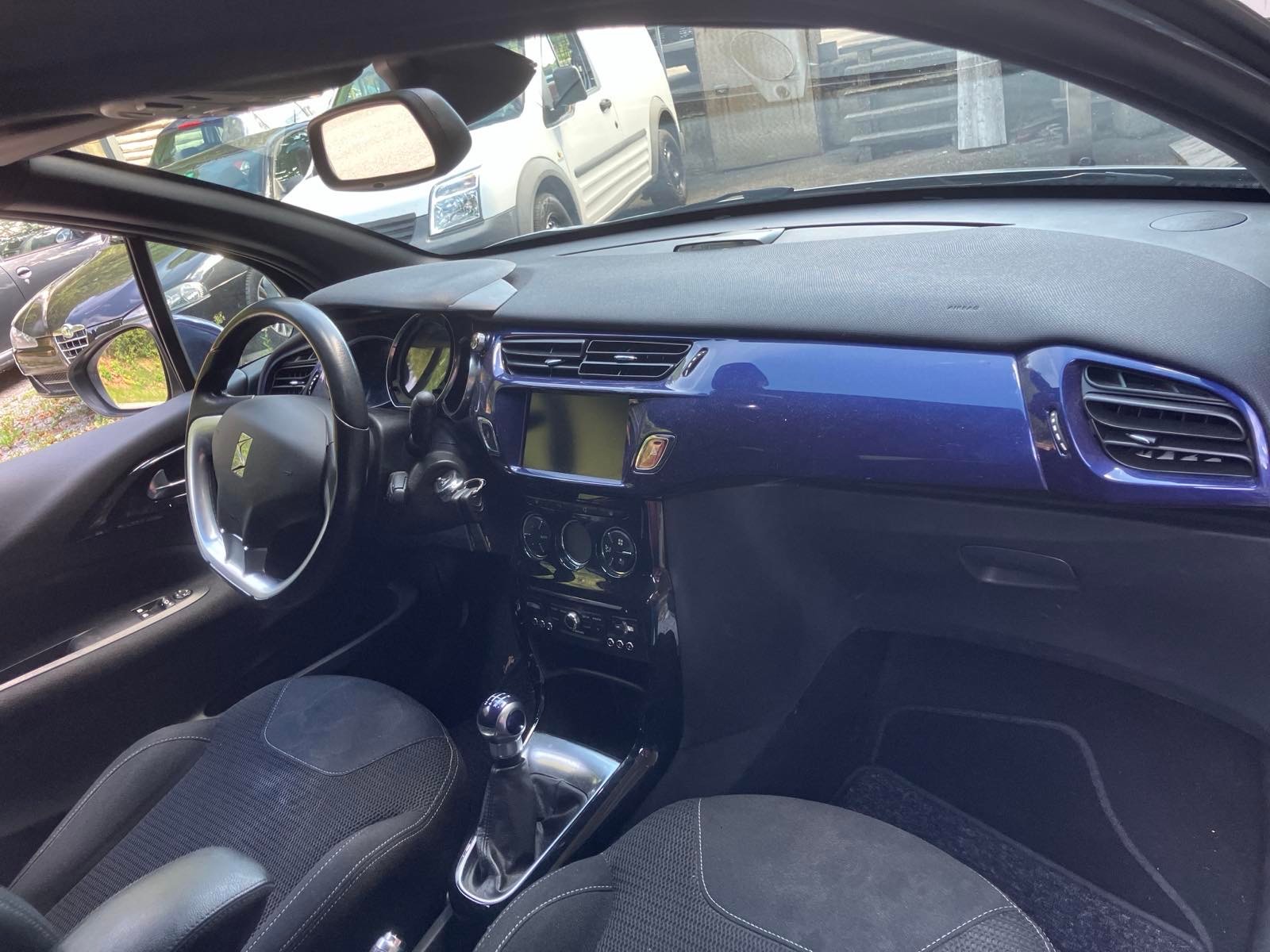 DS AUTOMOBILES DS3 Cabrio 1.6 VTi-image-5