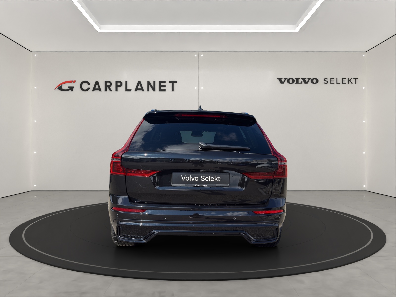 VOLVO XC60 2.0 T6 TE Black Edition eAWD-image-4