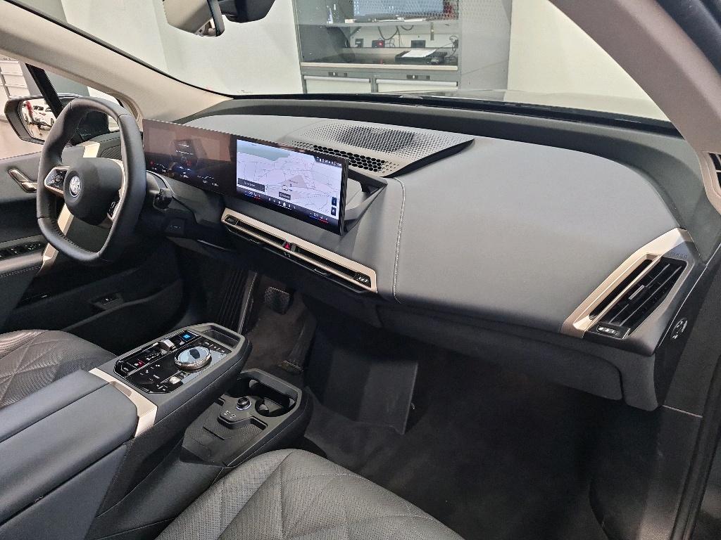 BMW iX xDrive50 M-Sport 524PS-image-6