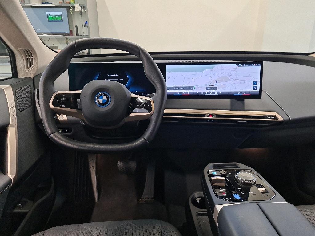 BMW iX xDrive50 M-Sport 524PS-image-7