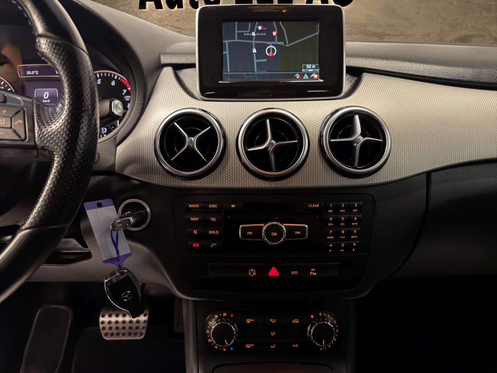 MERCEDES-BENZ B 200 7G-DCT-image-8