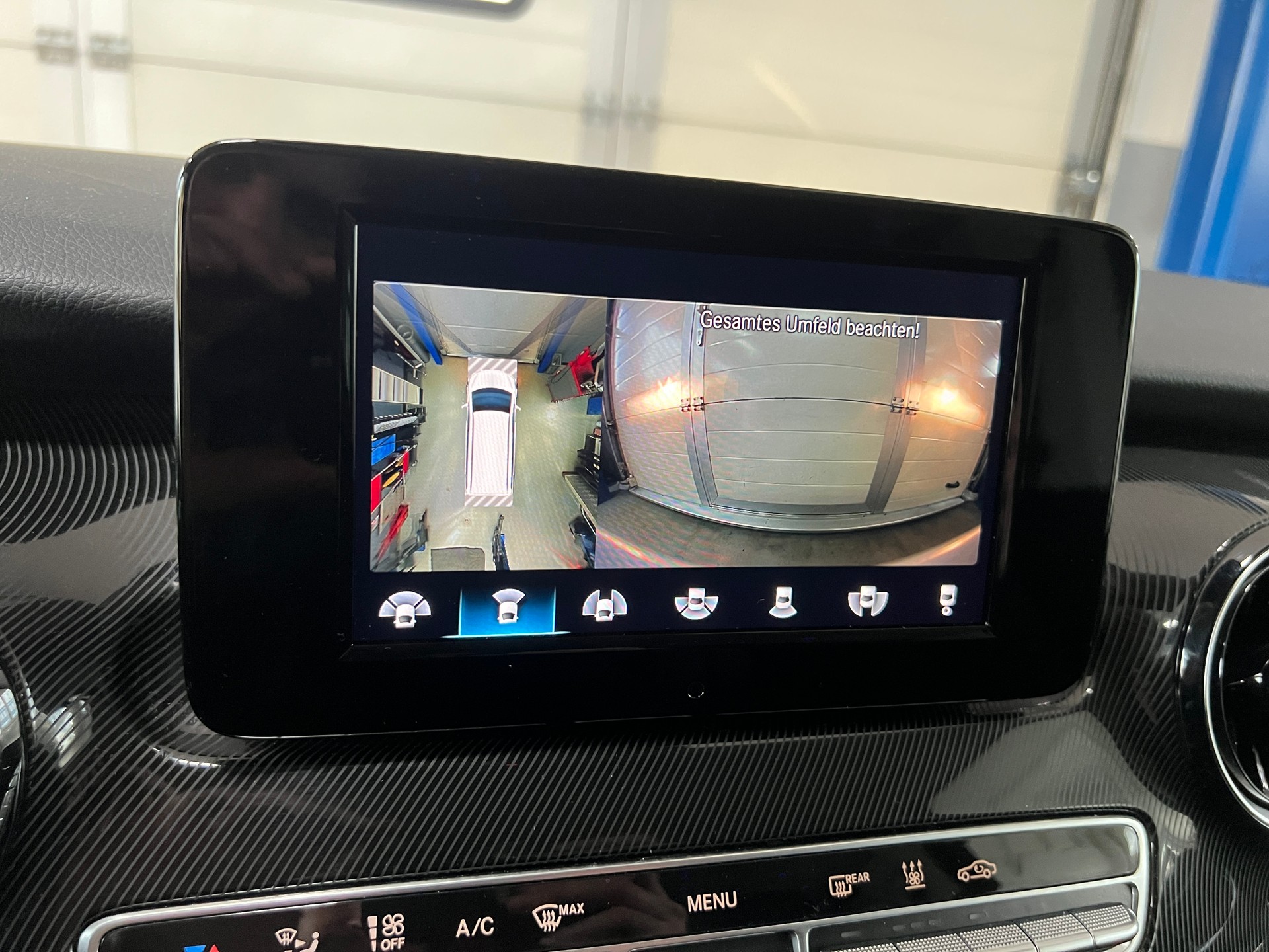 MERCEDES-BENZ V 220 d lang 9G-Tronic-image-12