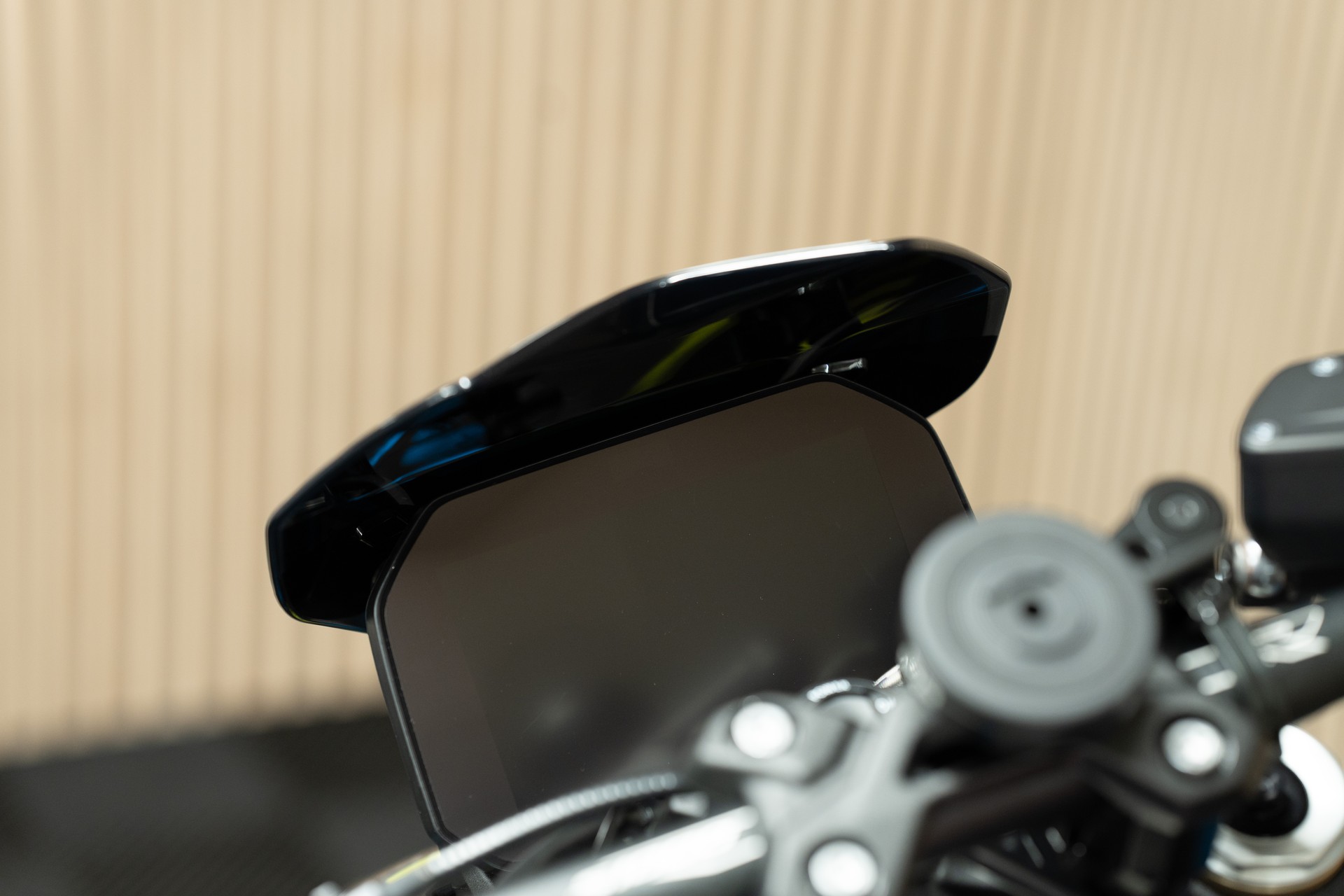 BMW S 1000 R mit M Frästeile-Paket II & Schmiedefelgen-showroom-element-3