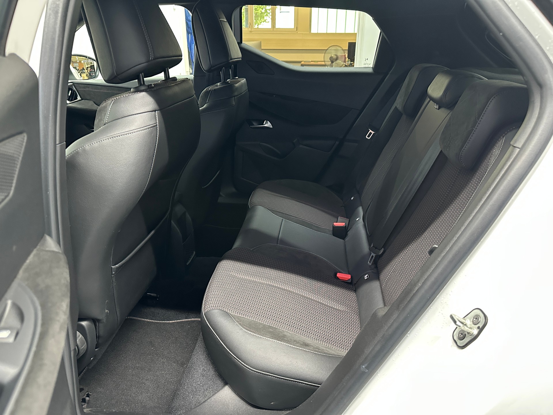 DS AUTOMOBILES DS 3 Crossback E-Tense 136 Club-image-8