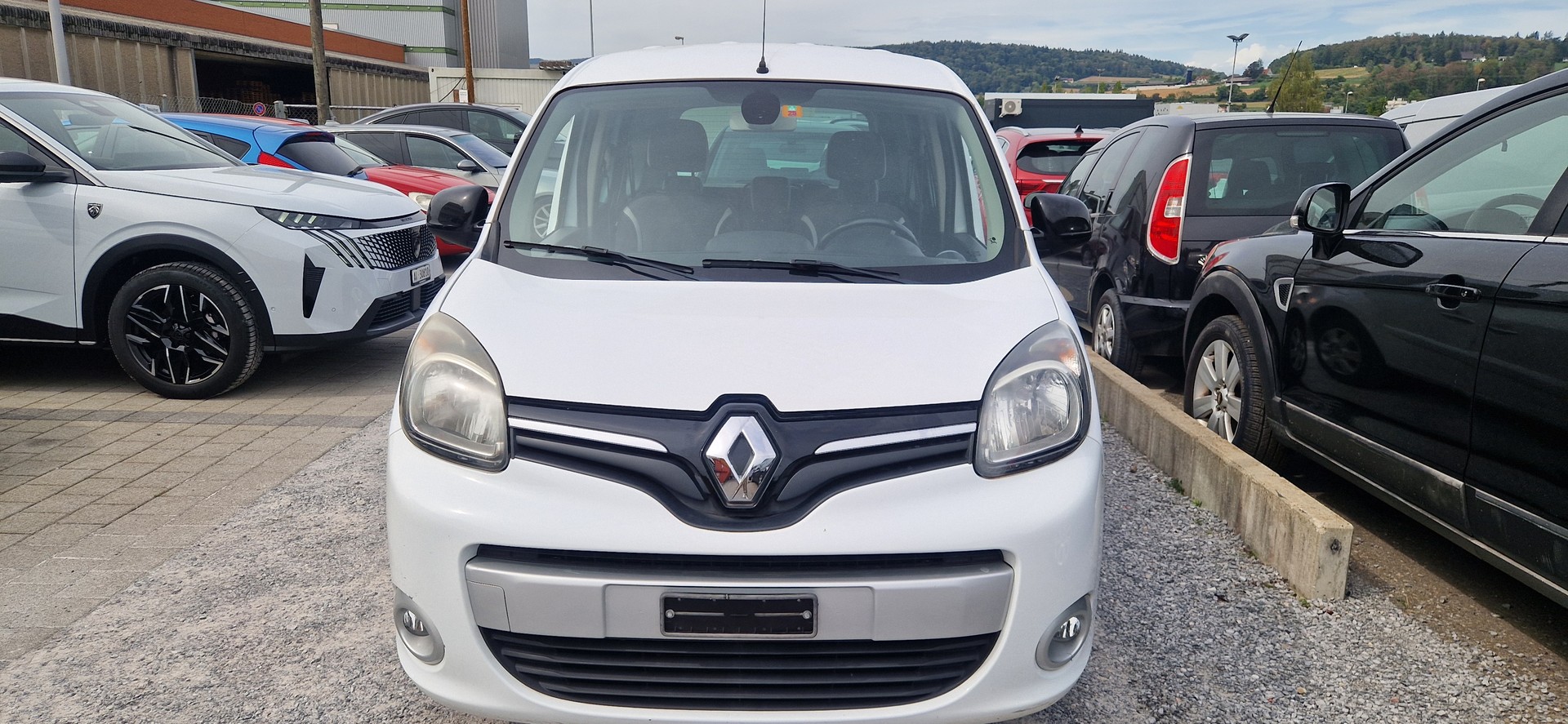 RENAULT Kangoo 1.6 16V Swiss Edition Automatic-image-1