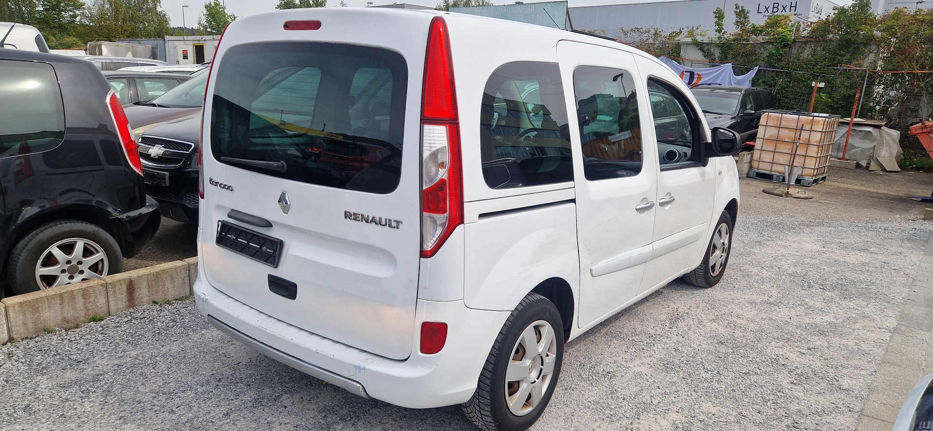 RENAULT Kangoo 1.6 16V Swiss Edition Automatic-image-3