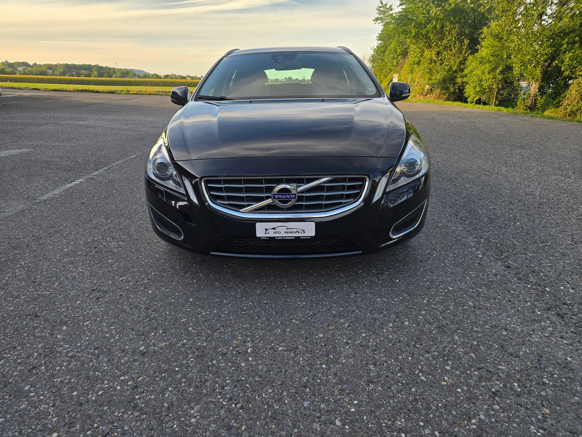 VOLVO V60 T3-image-0