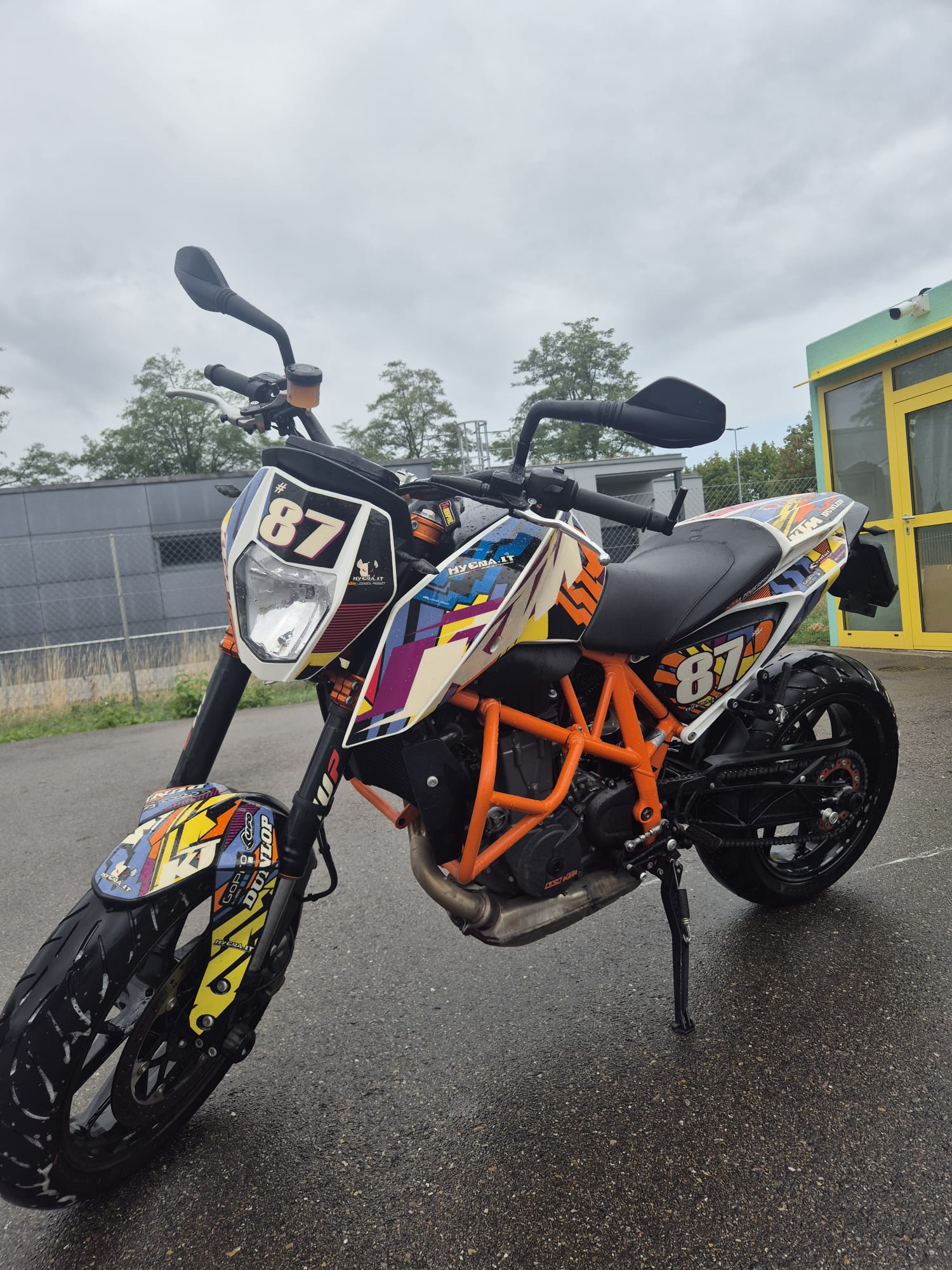 KTM 690 Duke R ABS