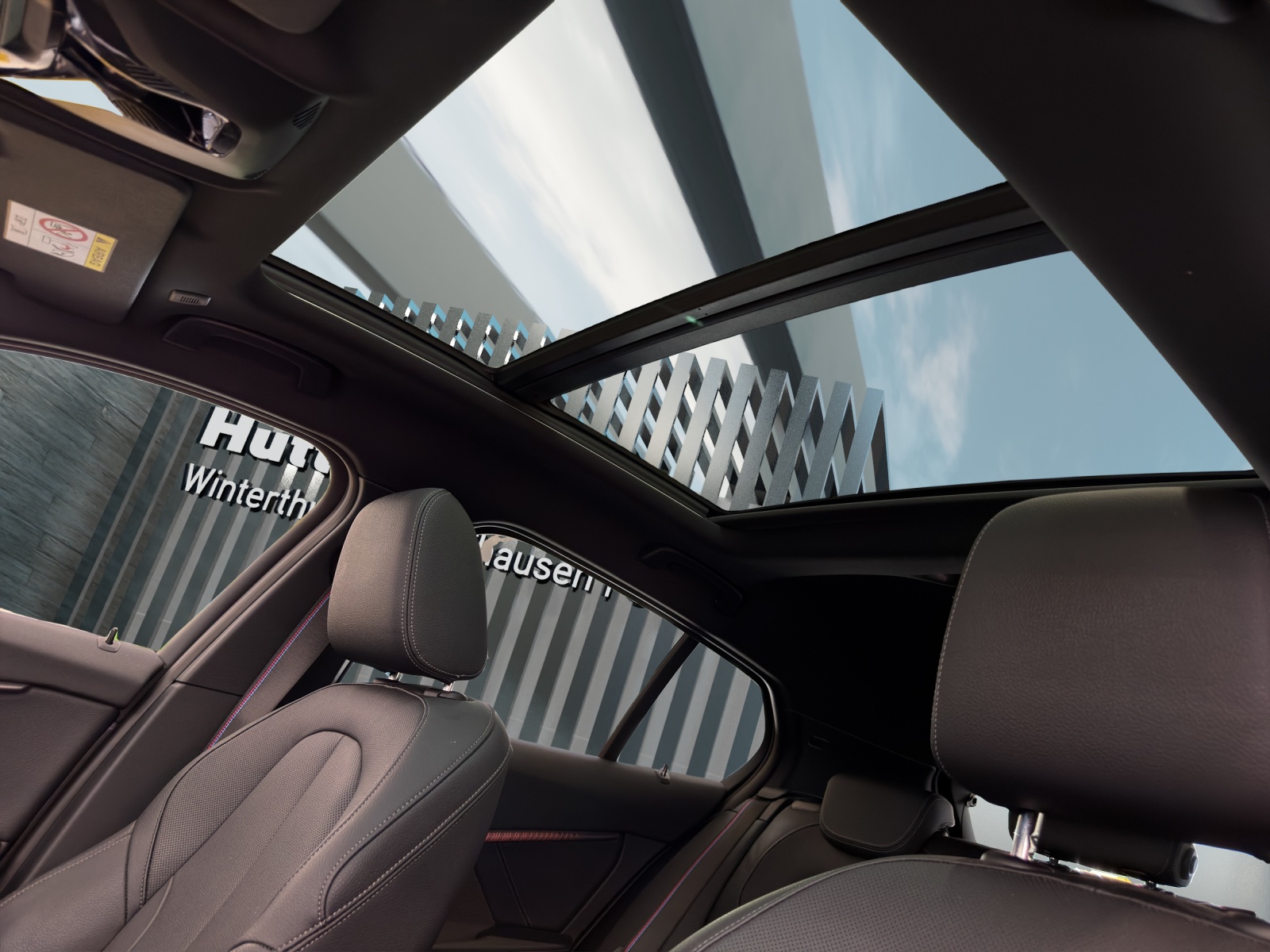 BMW M135i xDrive M AERODYNAMIKPAKET-image-19