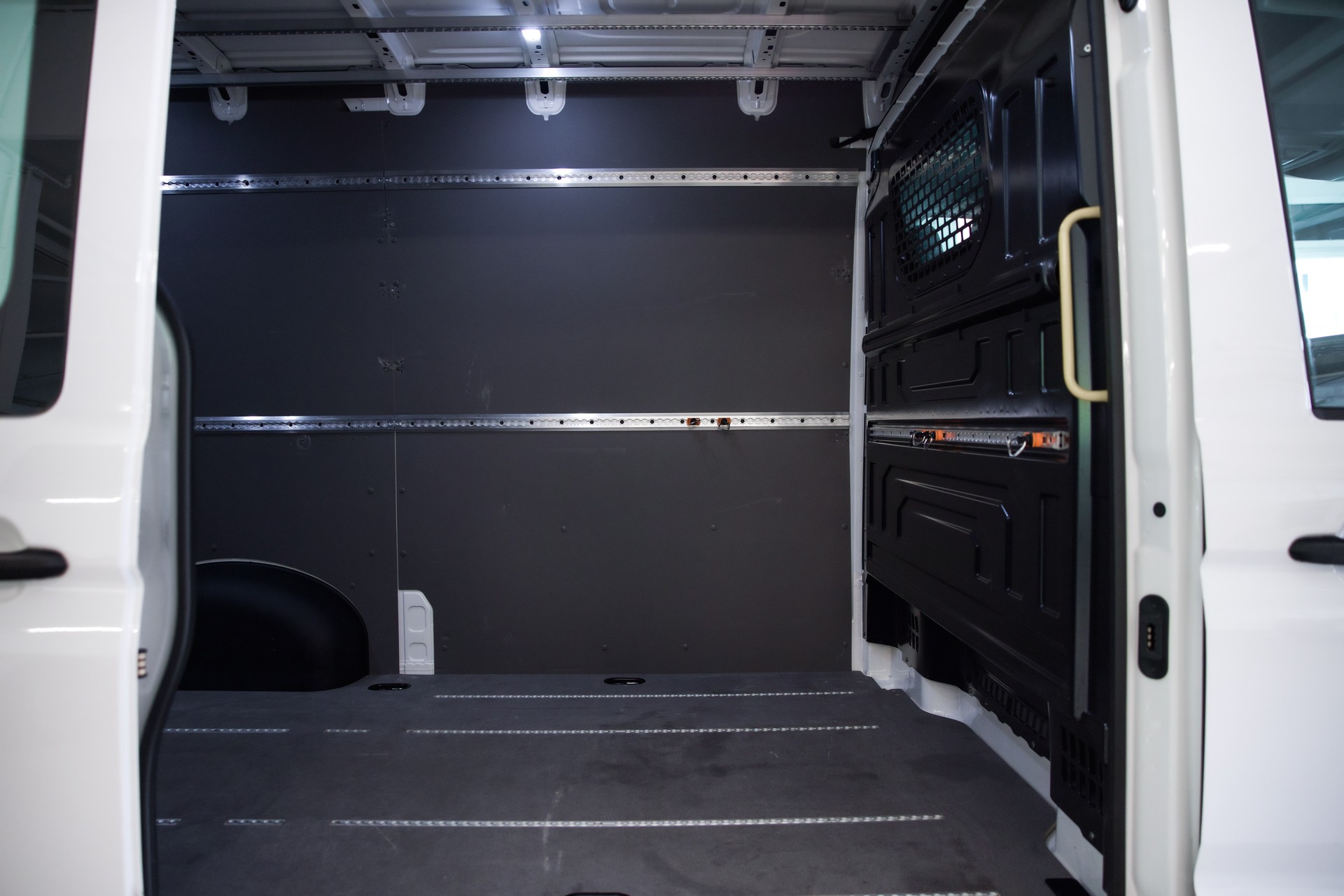 MAN TGE 3.140 Standard A 3.5T Automatik-image-26