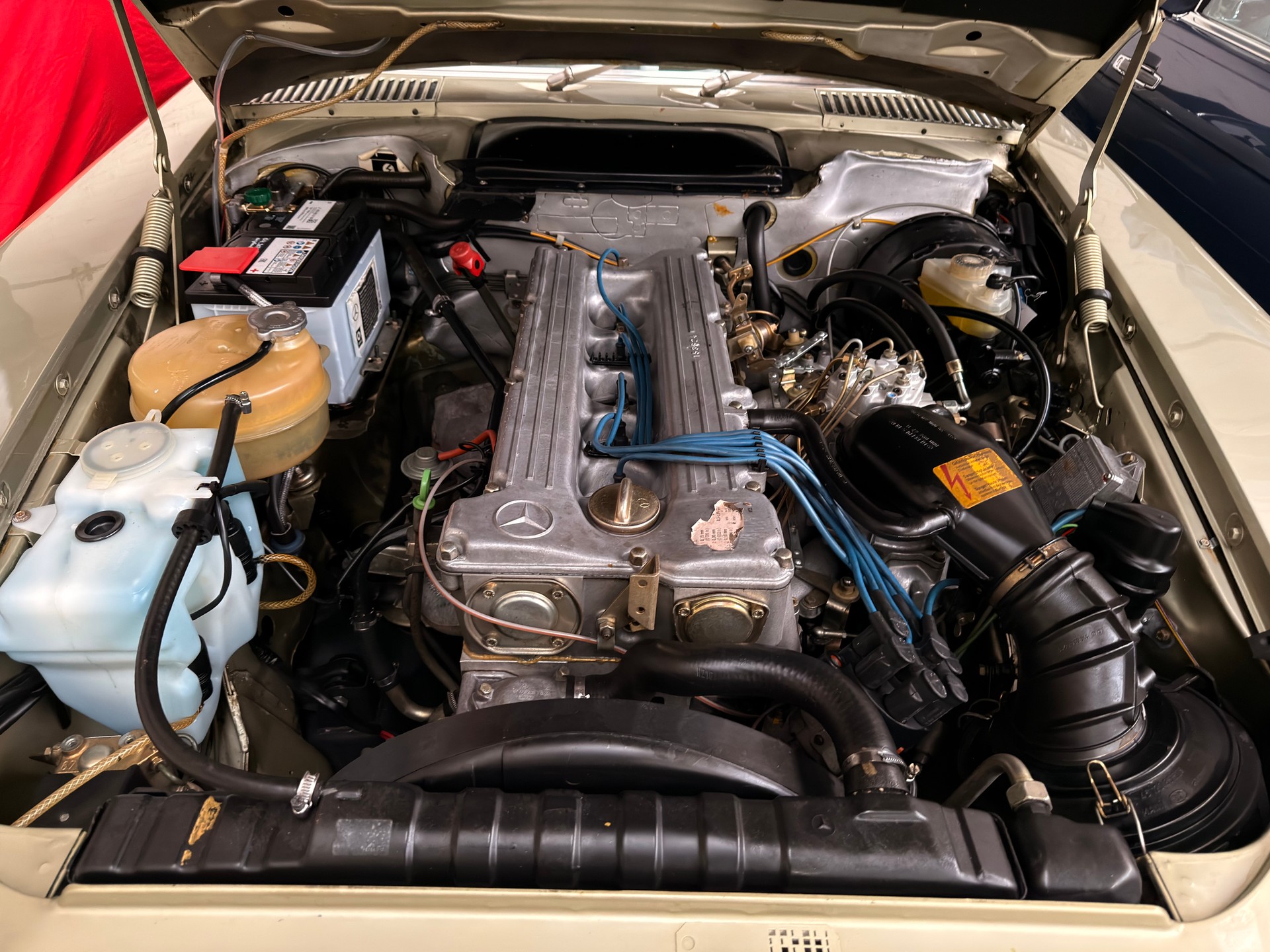 MERCEDES-BENZ SL 280-image-13