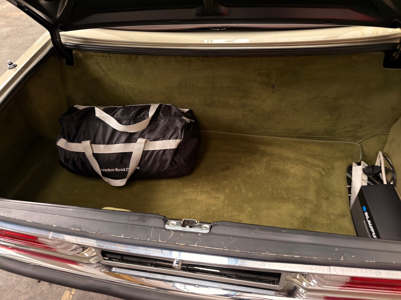 MERCEDES-BENZ SL 280-image-12
