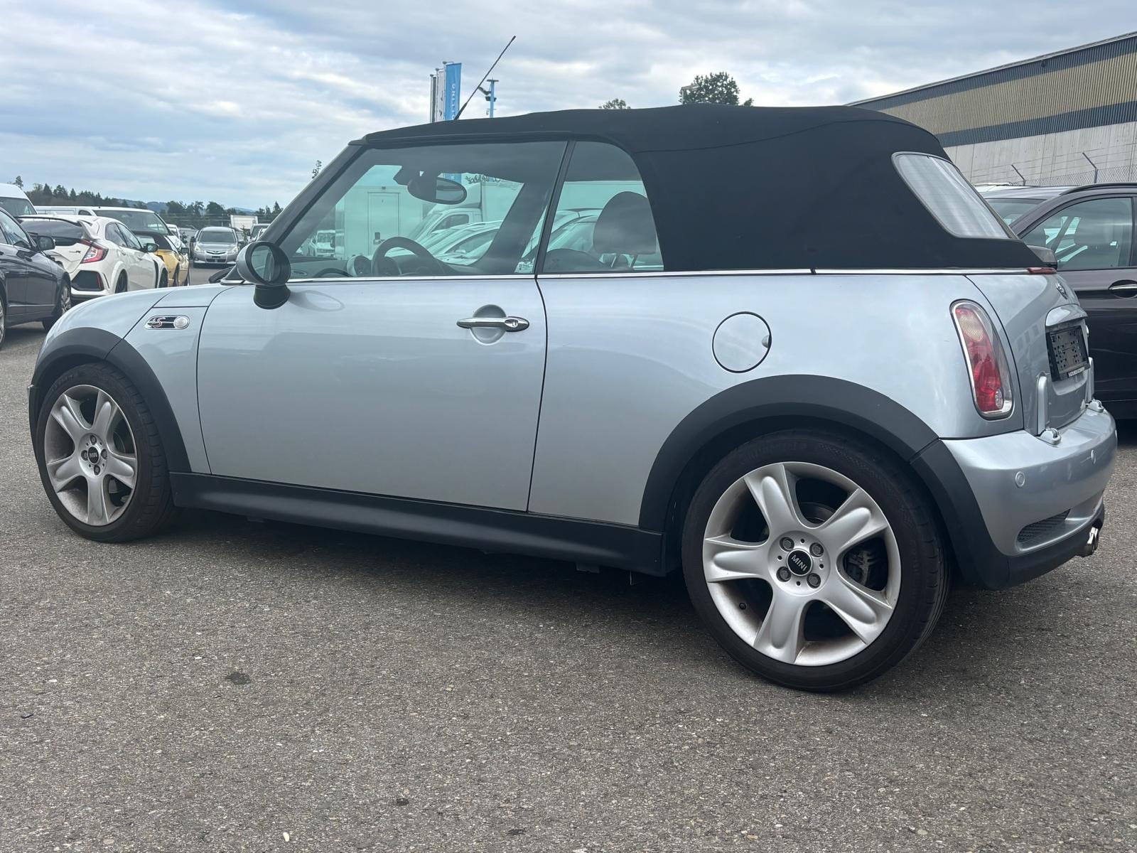 MINI Cooper S Cabriolet-image-4