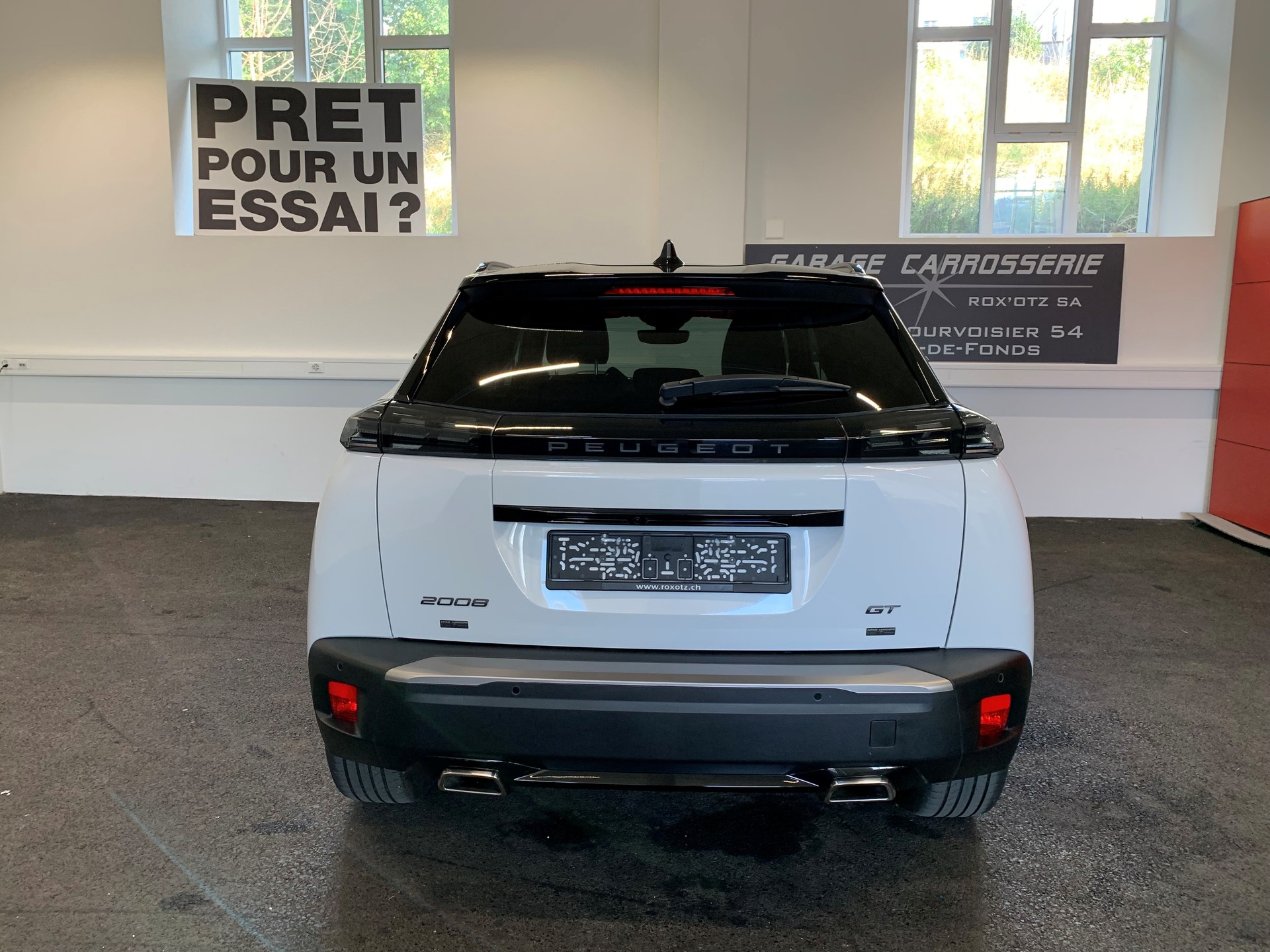 PEUGEOT 2008 1.2 PureTech GT-image-6