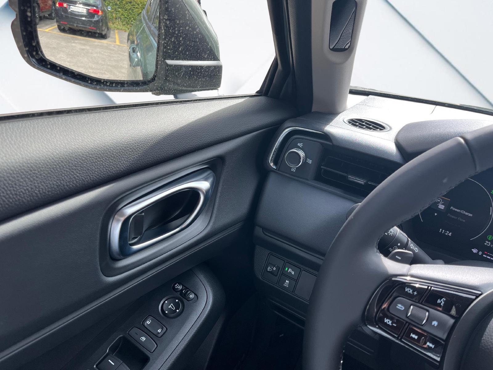 HONDA HR-V 1.5 i-MMD Elegance mit Honda 1.9% Leasing und 8 Jahren Garantie-image-11
