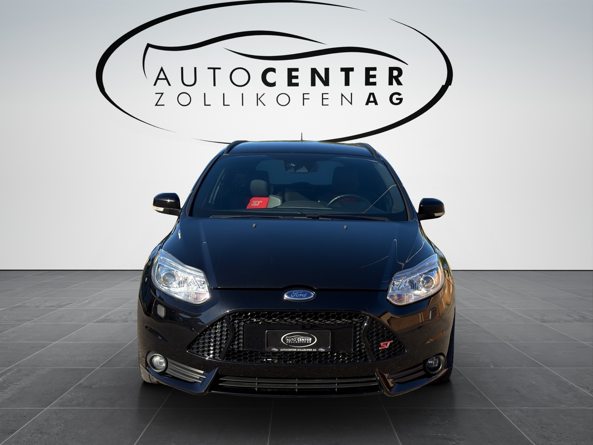FORD Focus 2.0 SCTi ST-3-image-1