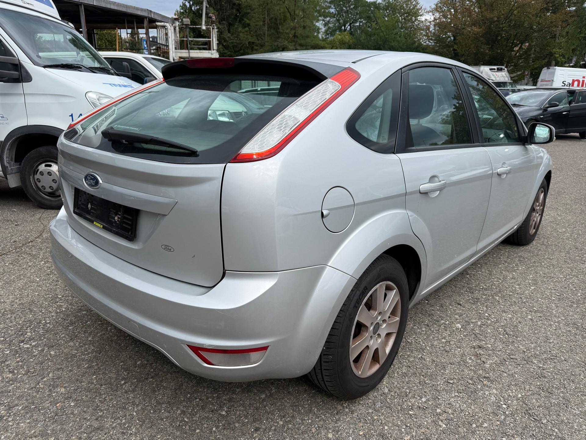 FORD Focus 1.6i VCT Carving-image-3