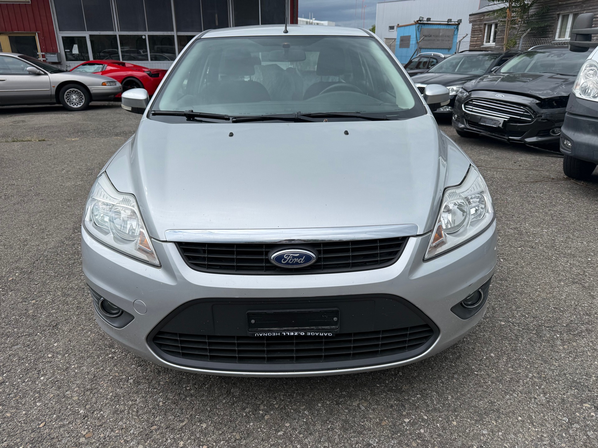 FORD Focus 1.6i VCT Carving-image-1