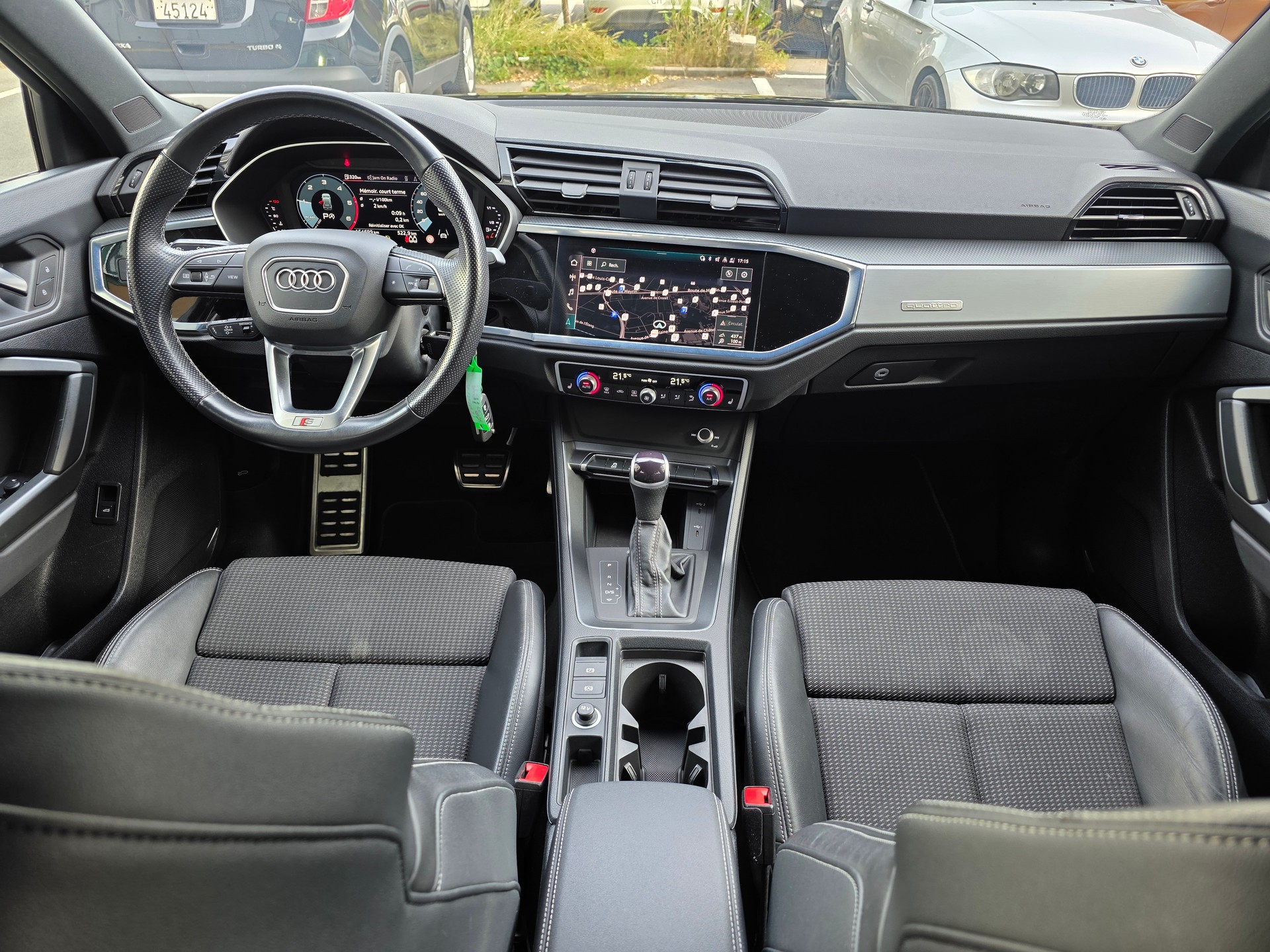 AUDI Q3 Sportback 35 TDI S line quattro S-tronic-image-5