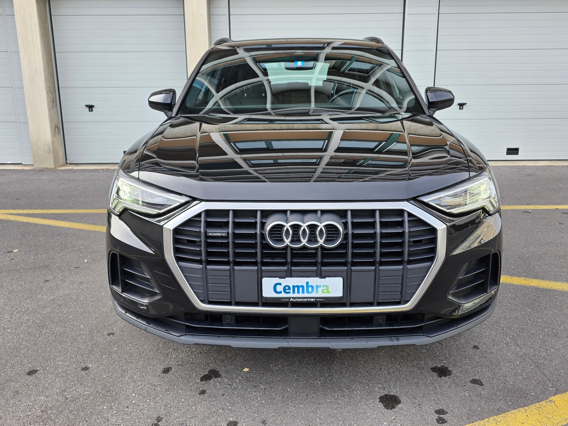 AUDI Q3 Sportback 35 TDI S line quattro S-tronic-image-1