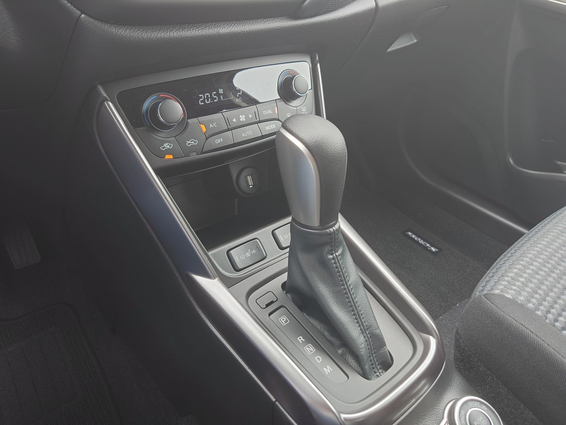 SUZUKI S-Cross 1.4 T Piz Sulai Hybrid 4x4-image-10