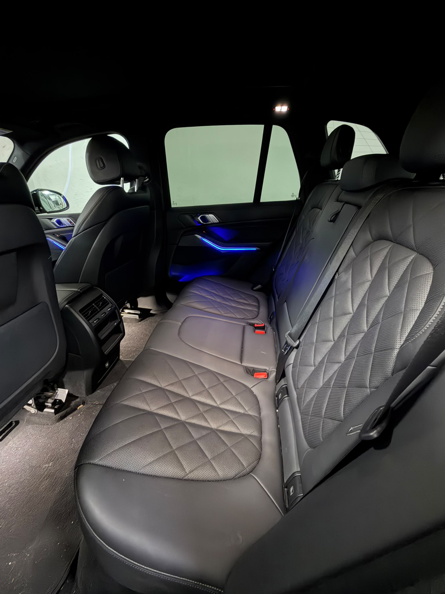 BMW 40d xDrive-image-4