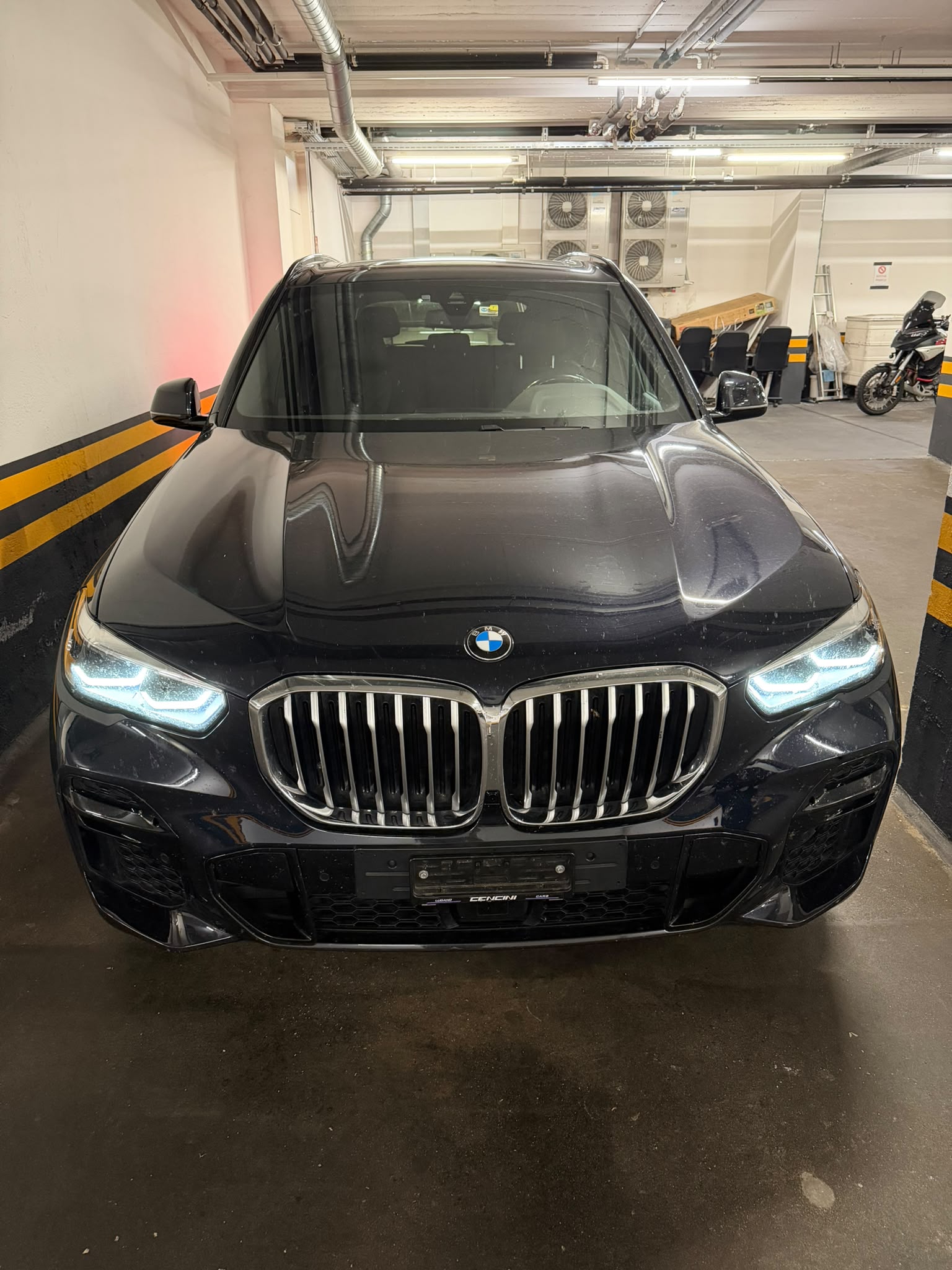BMW 40d xDrive-image-0