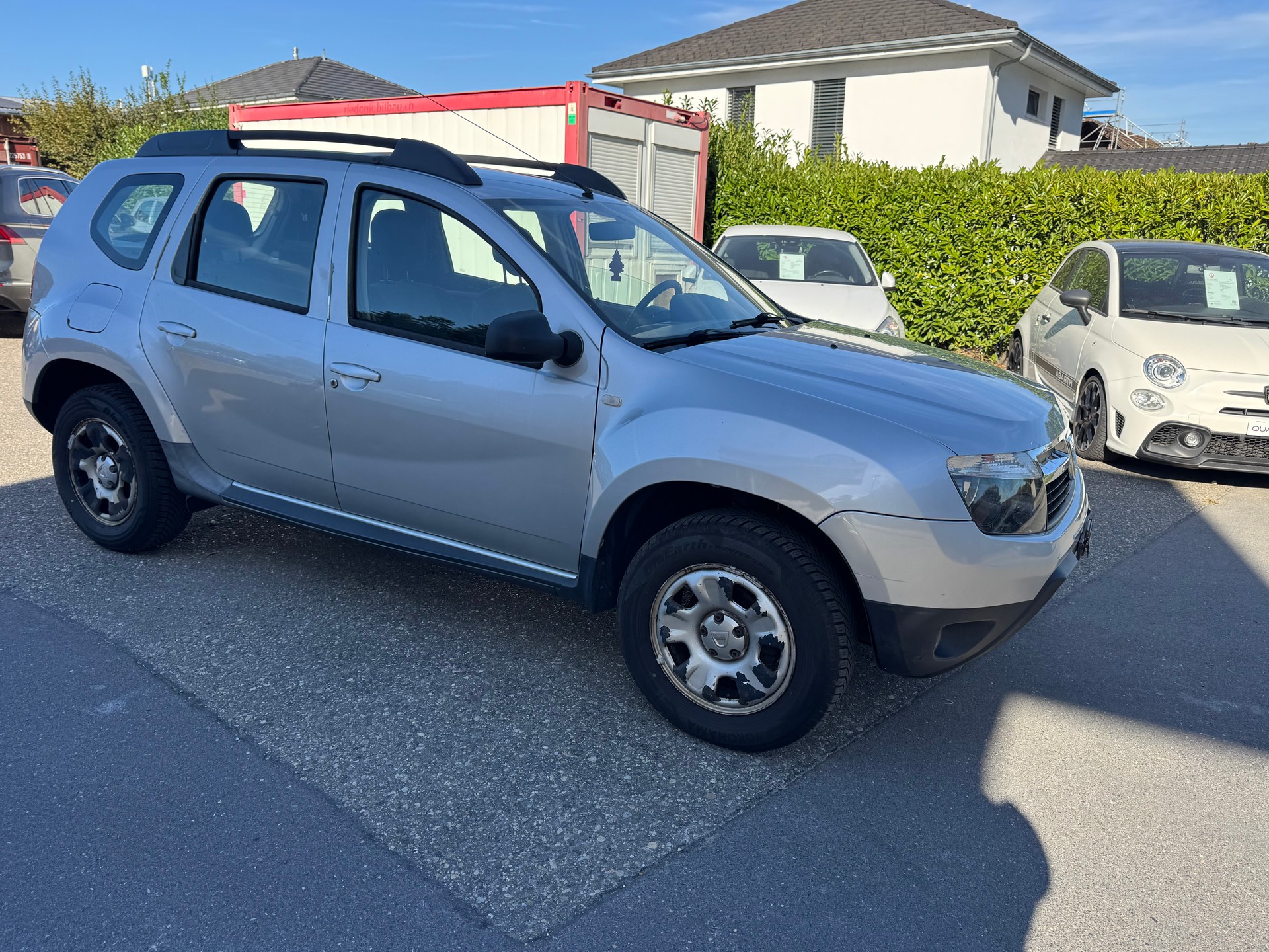 DACIA Duster 1.6 Lauréate 4x4-image-1