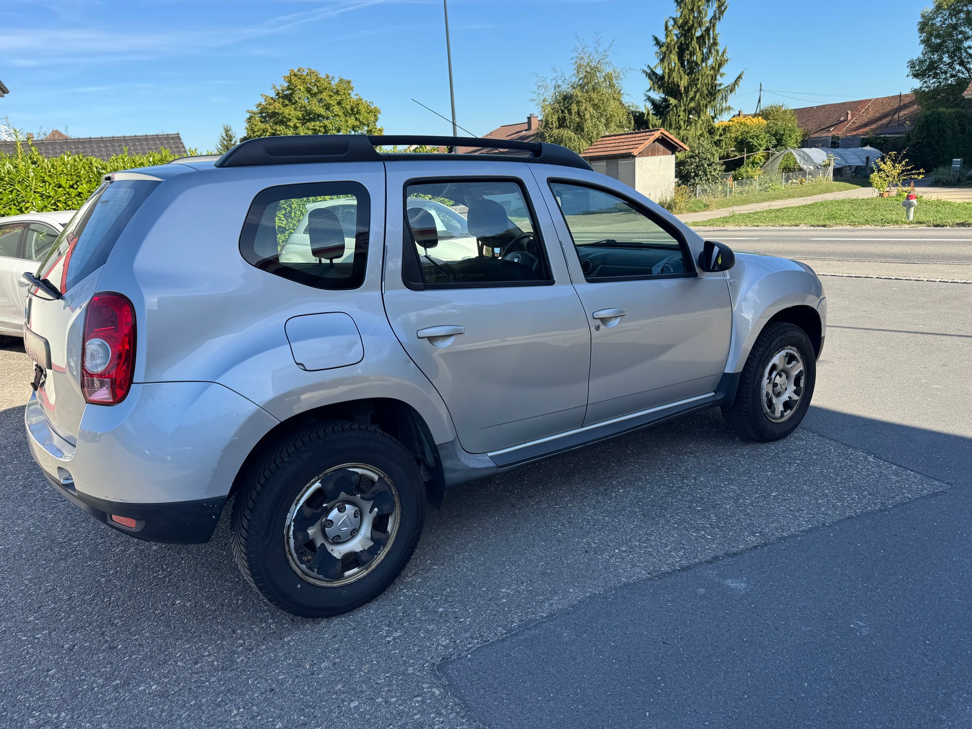 DACIA Duster 1.6 Lauréate 4x4-image-2