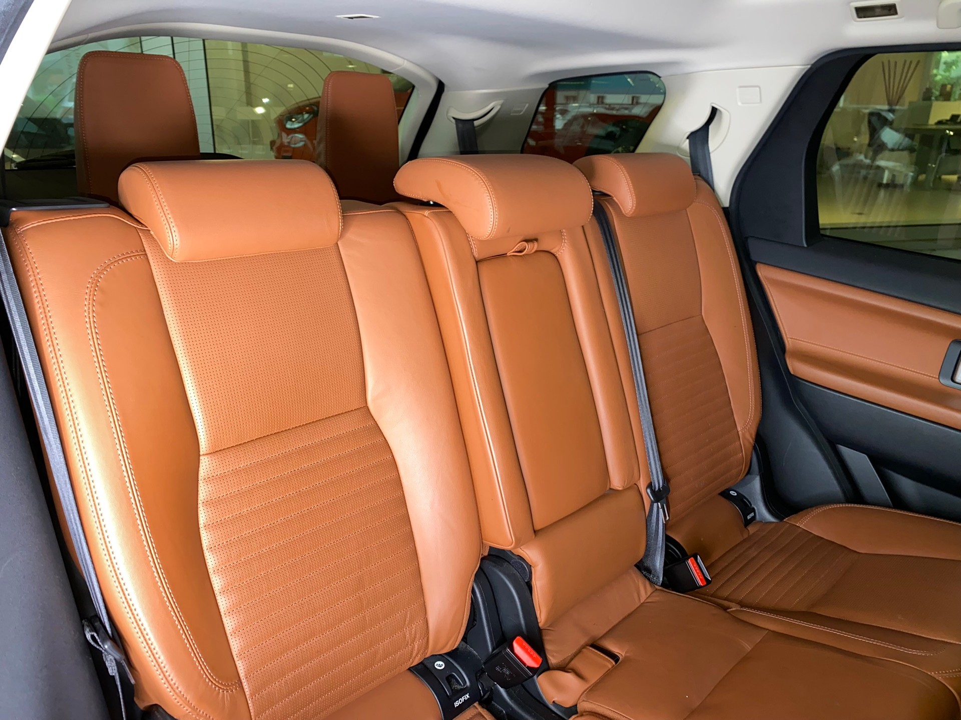 LAND ROVER DISCOVERY Sport 2.0 Si4 HSE L-image-14