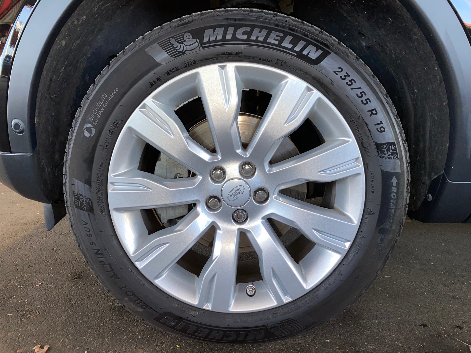 LAND ROVER DISCOVERY Sport 2.0 Si4 HSE L-image-7
